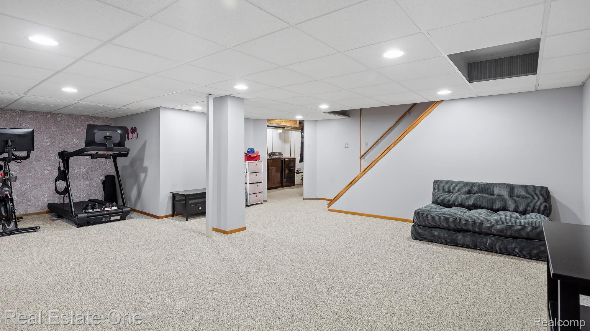 20272 Wellesley Street Property Photo 31