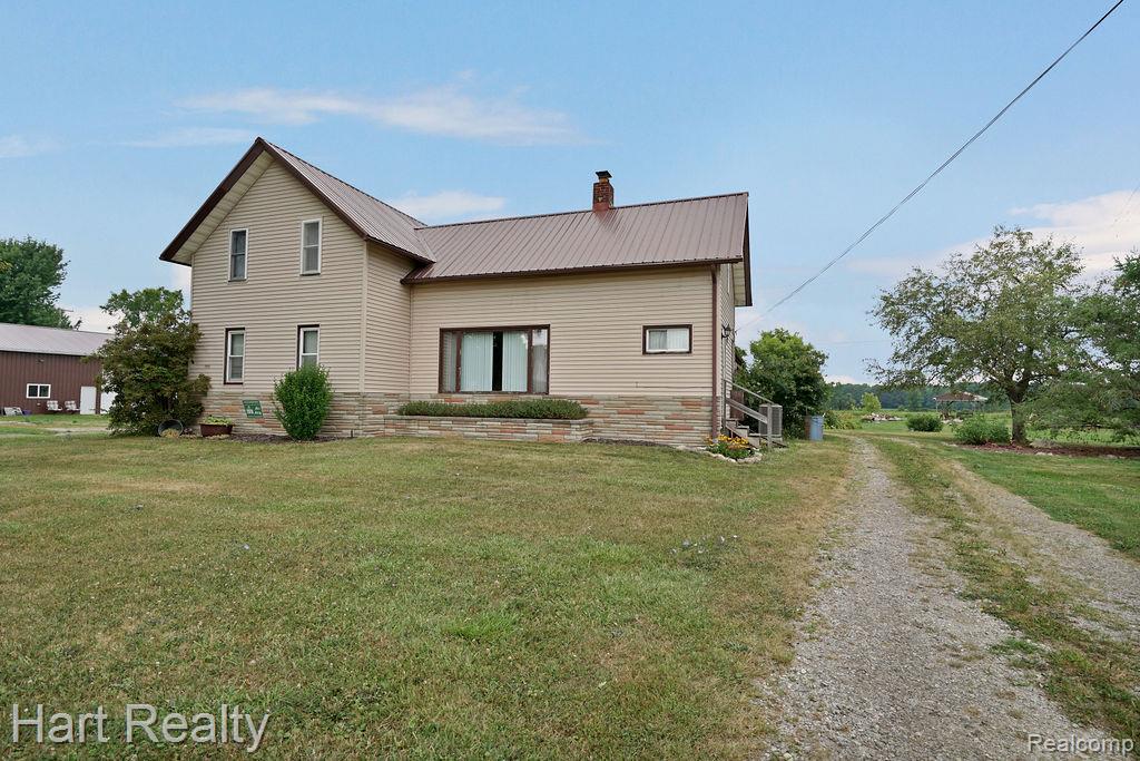 16298 Imlay City-a Road Property Photo 2