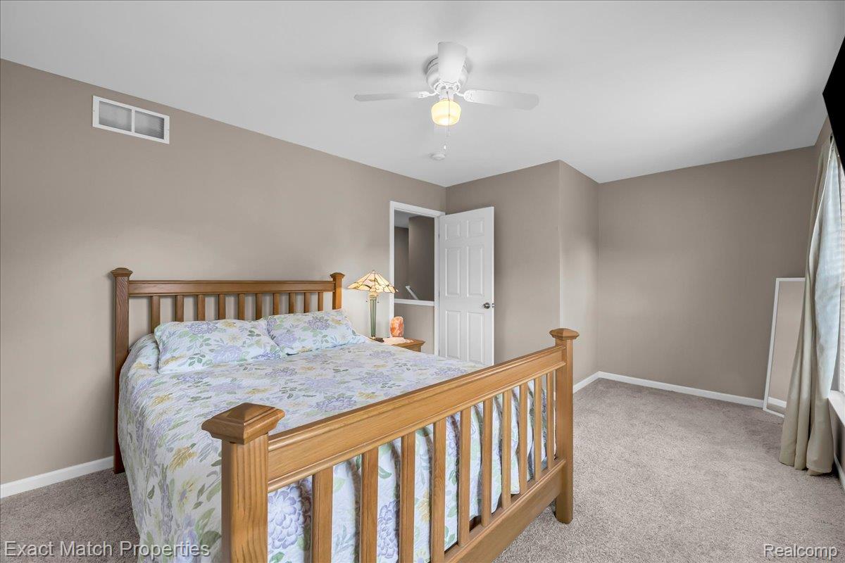 1633 Four Seasons Drive Property Photo 30