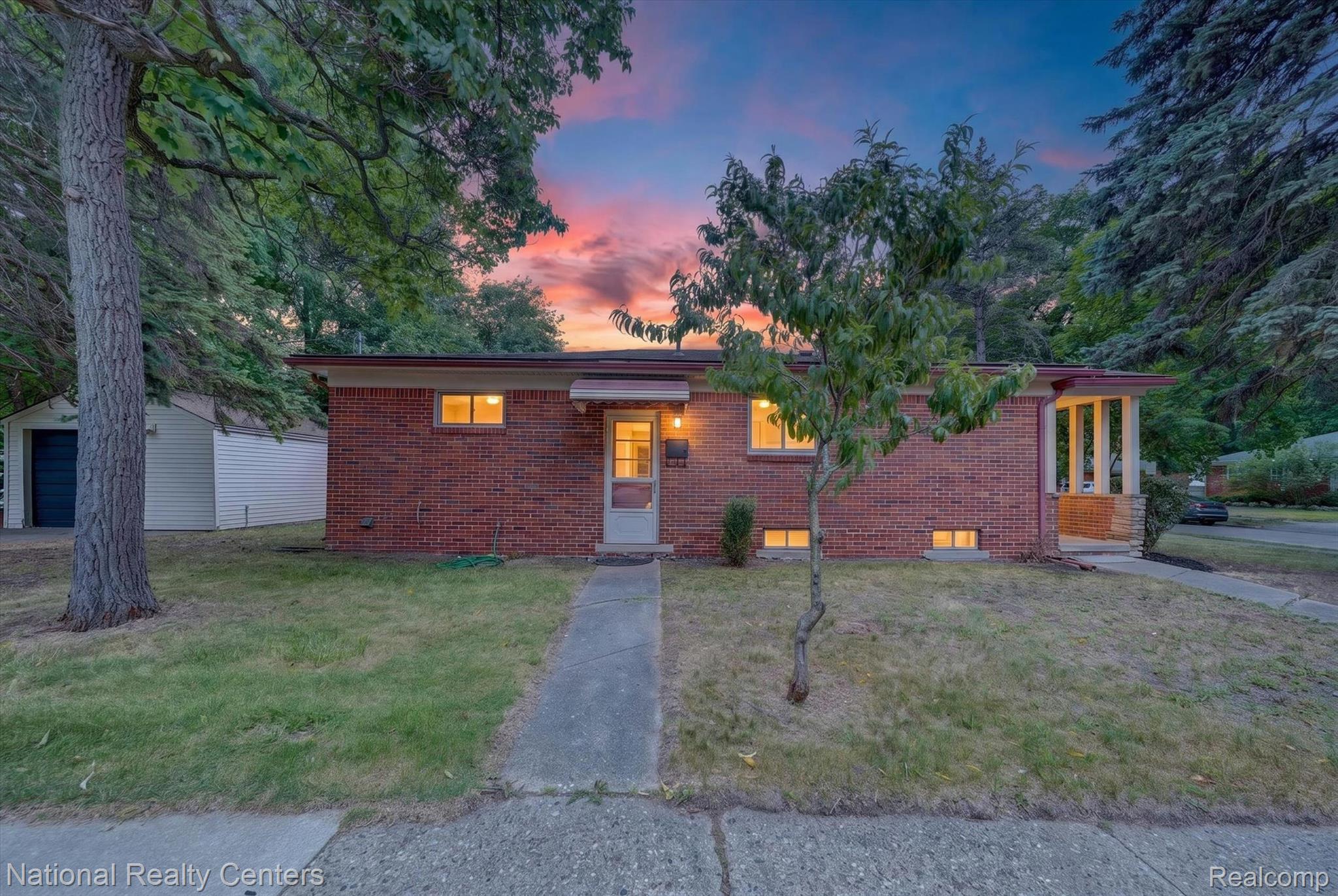 3220 Sylvan Drive Property Photo 1
