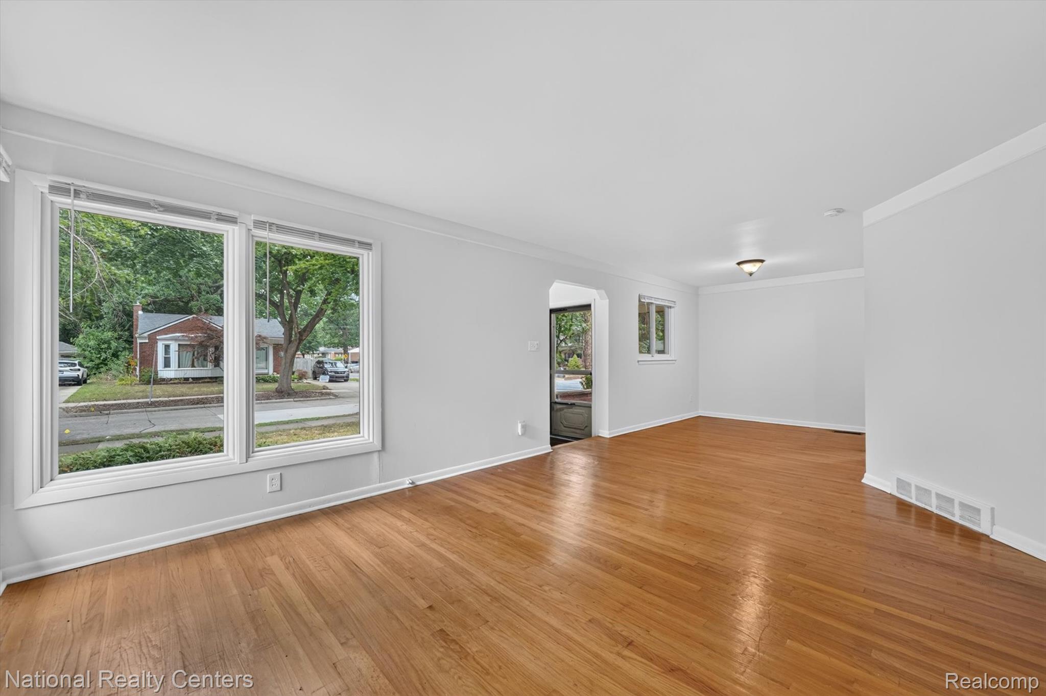 3220 Sylvan Drive Property Photo 10
