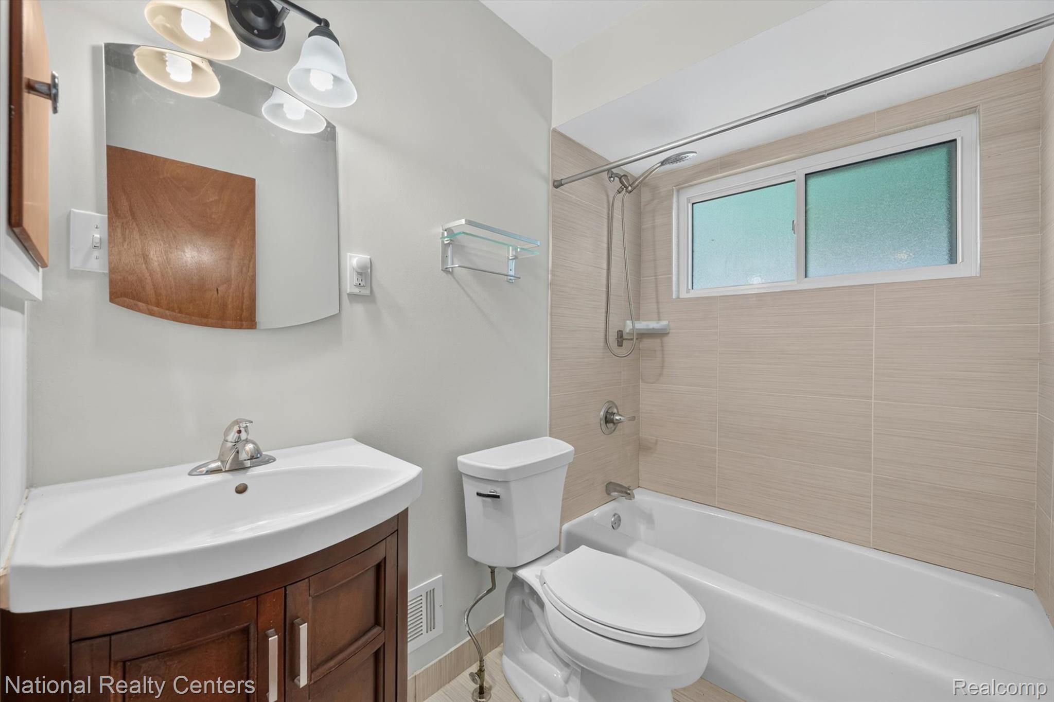 3220 Sylvan Drive Property Photo 28