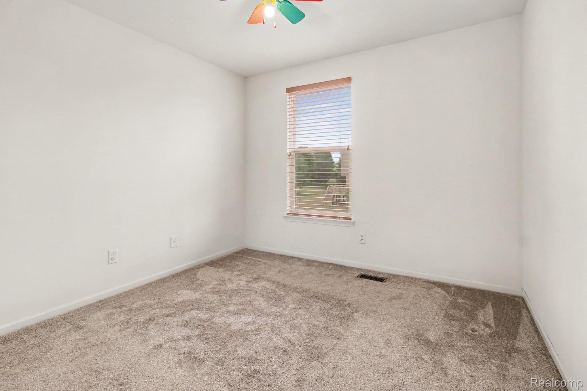 9889 High Meadow Drive Property Photo 17