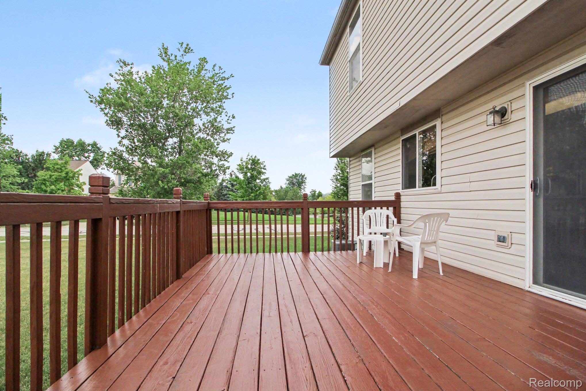 9889 High Meadow Drive Property Photo 22