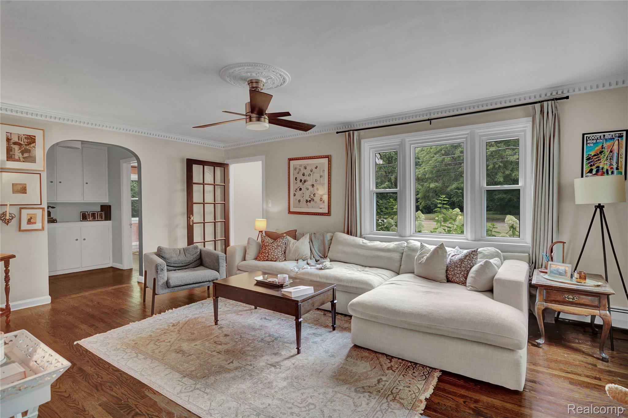 20215 W Eastwood Drive Property Photo 14
