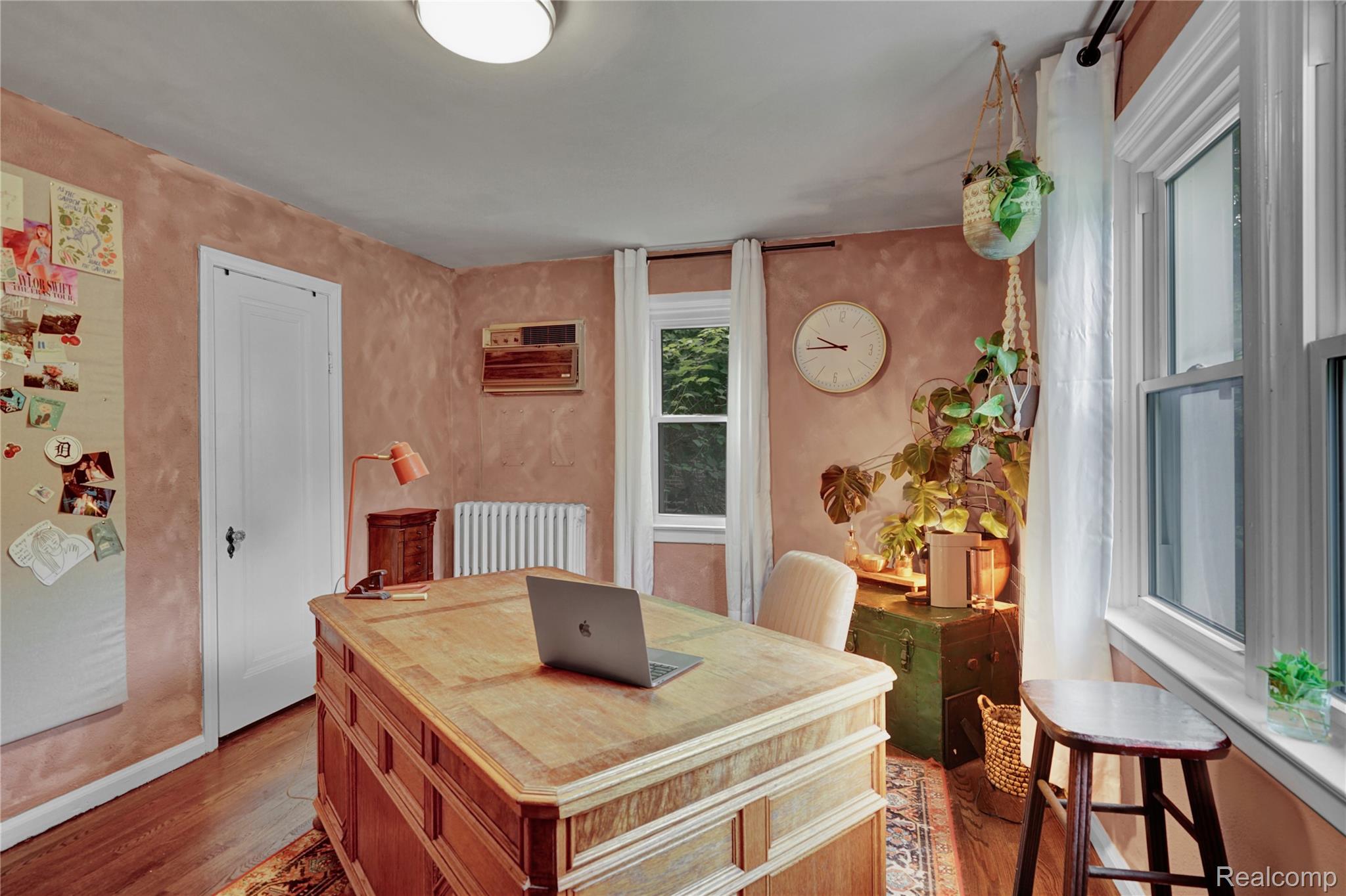 20215 W Eastwood Drive Property Photo 16