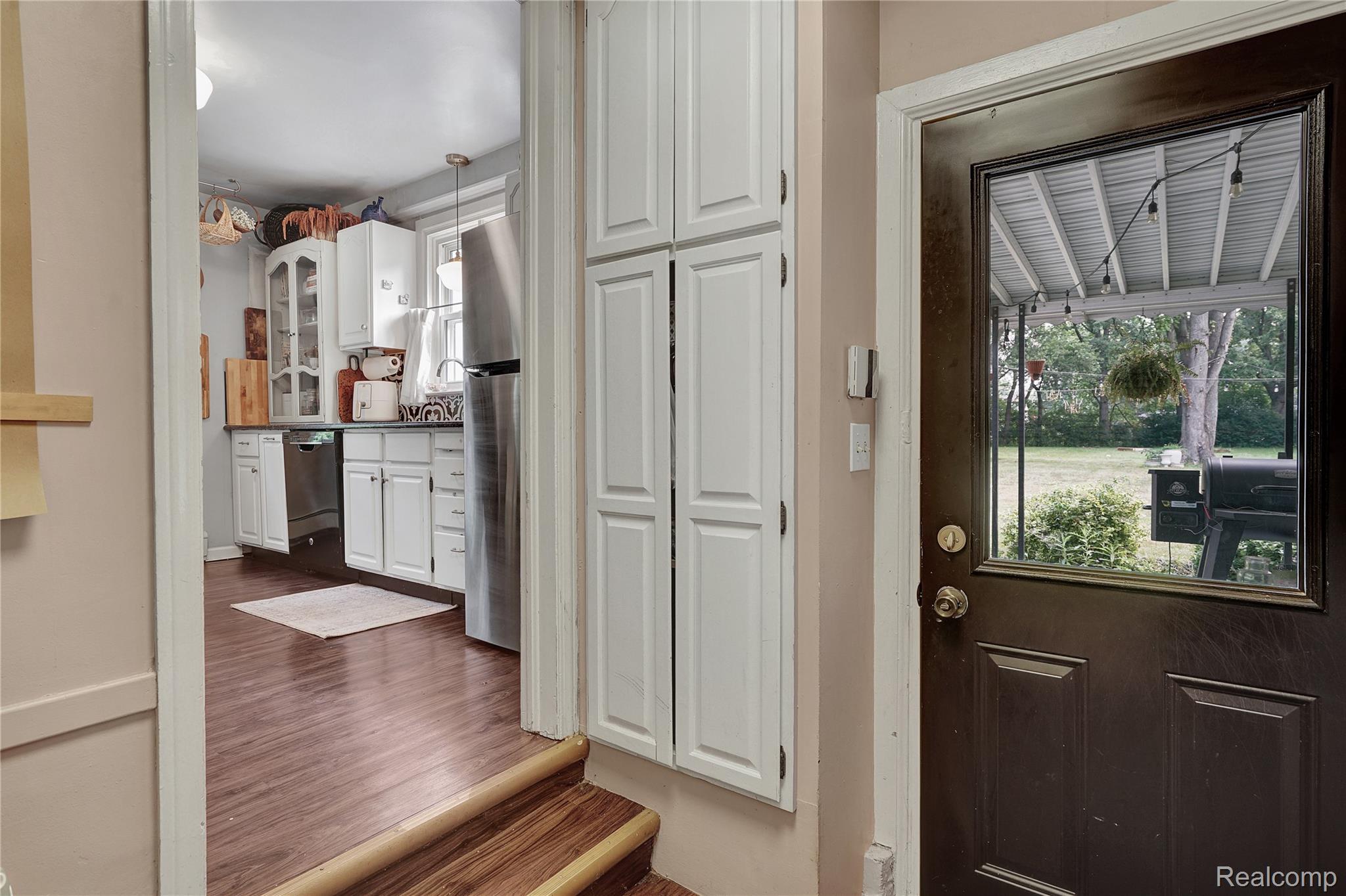 20215 W Eastwood Drive Property Photo 28