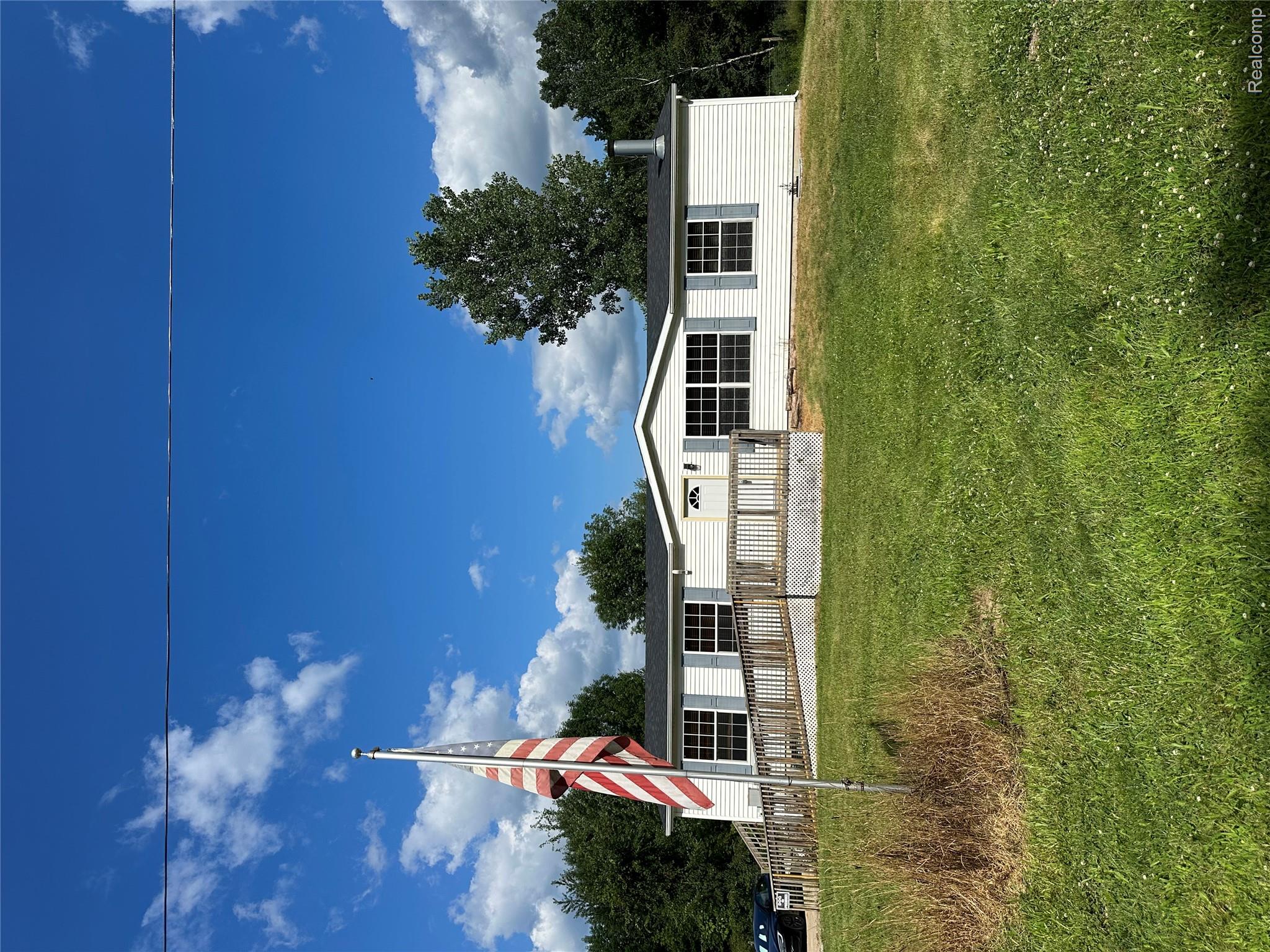 33911 40th Street Property Photo 1
