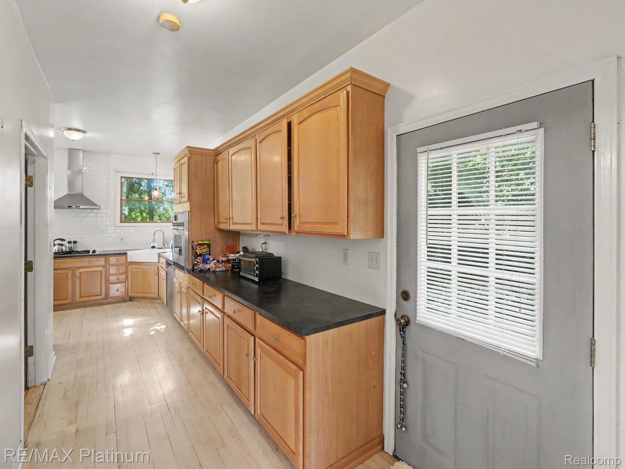 10149 Emerald Drive Property Photo 11