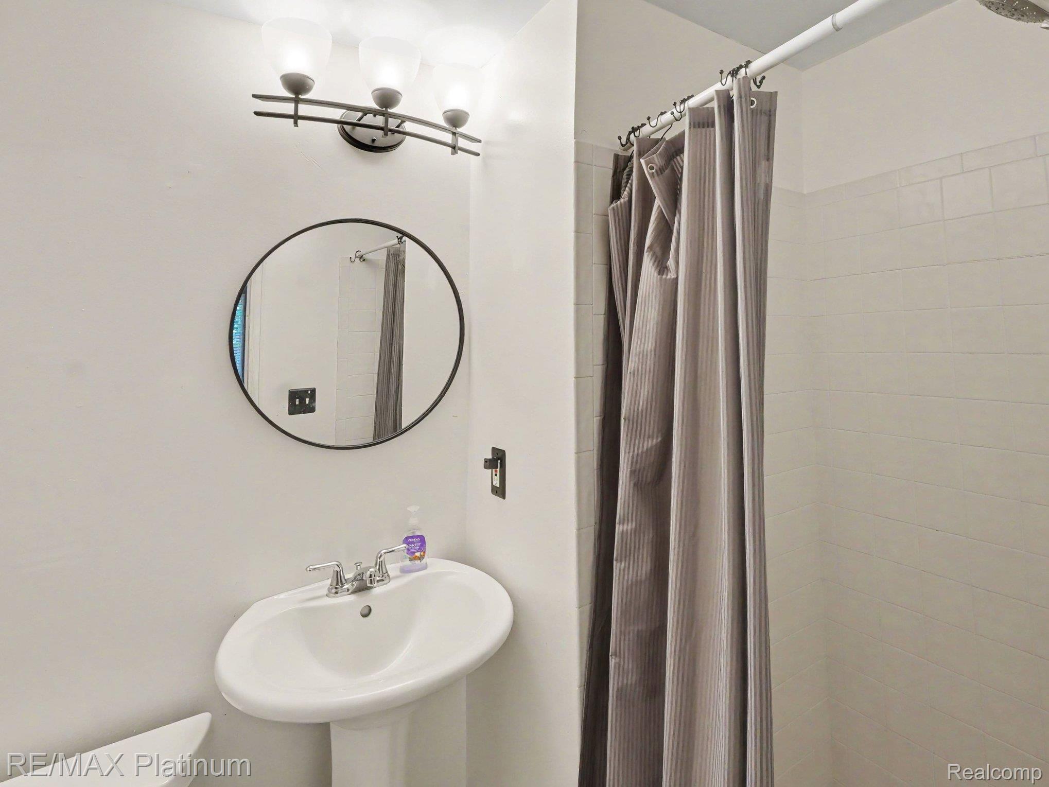 10149 Emerald Drive Property Photo 14