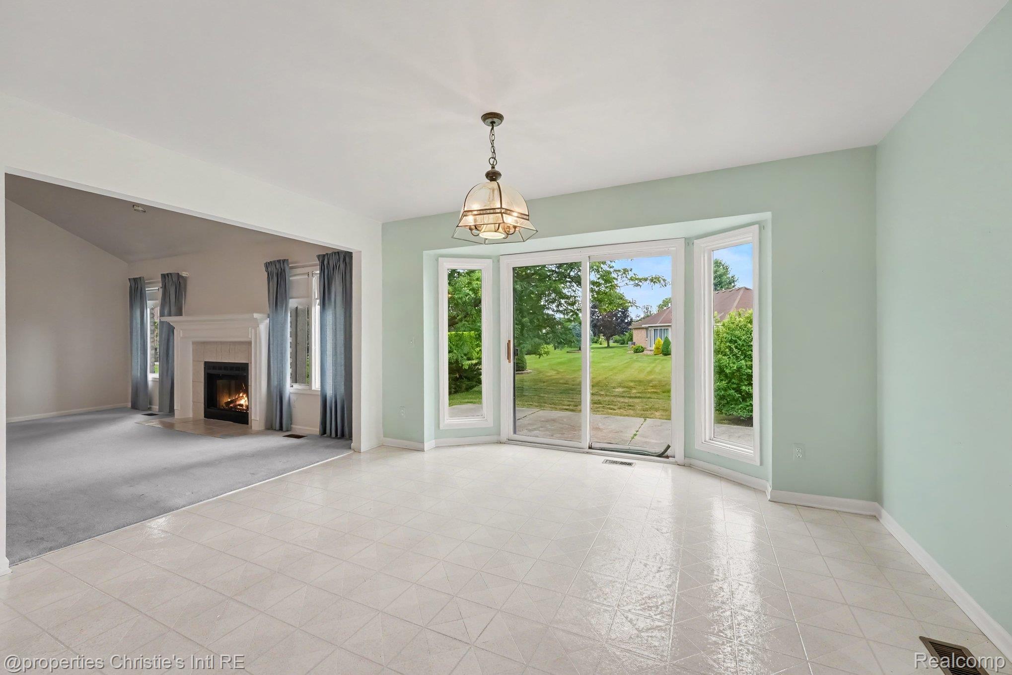 49316 Deerfield Park Property Photo 11