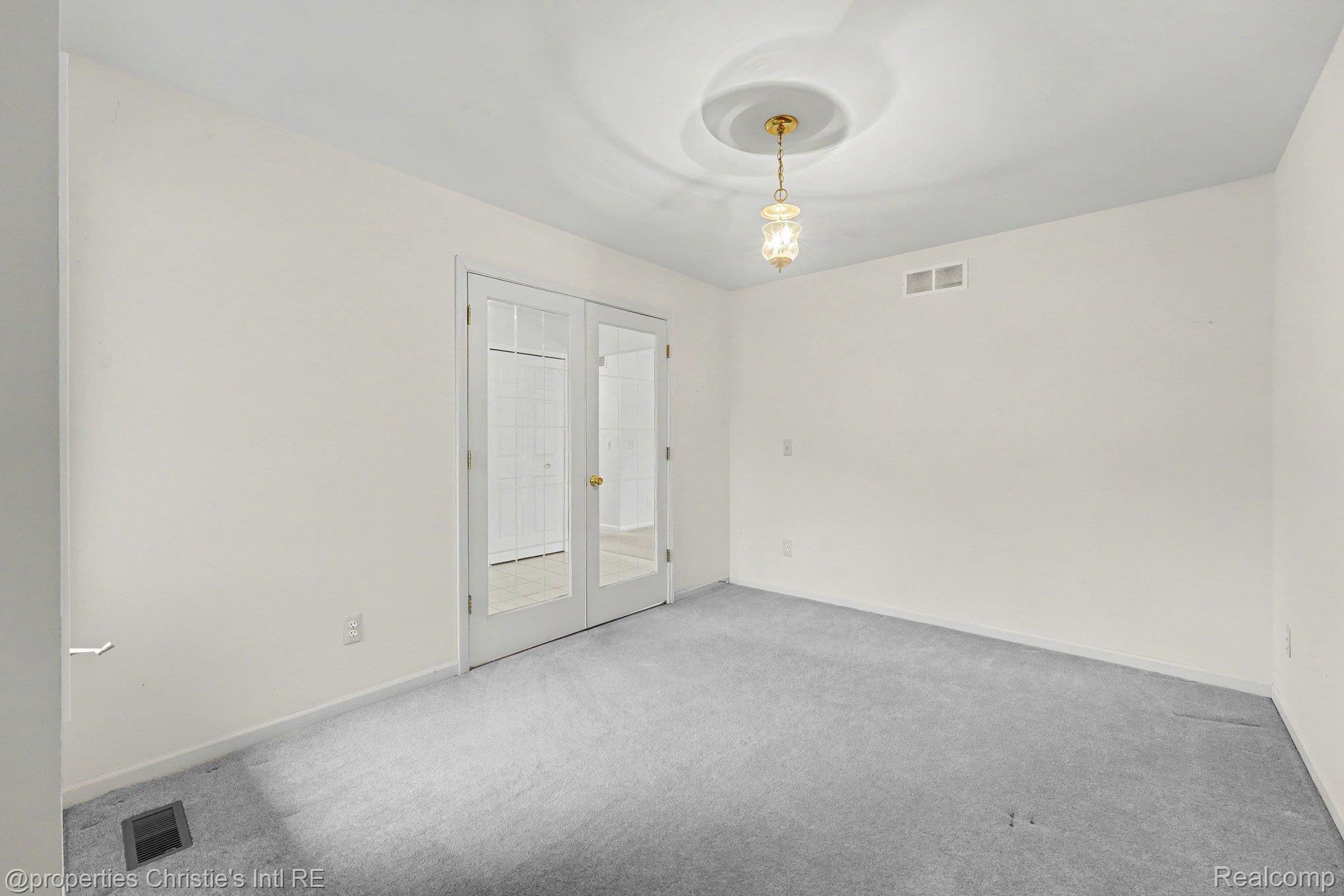 49316 Deerfield Park Property Photo 23