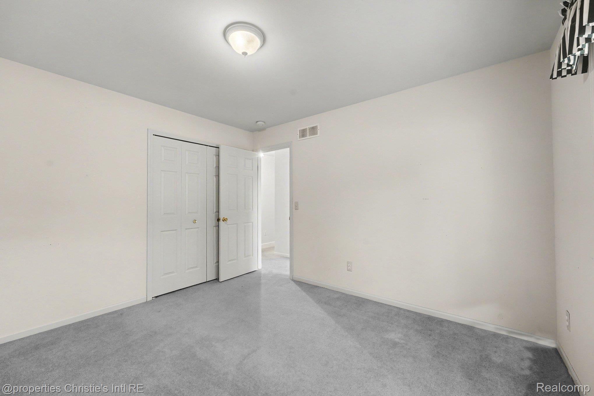 49316 Deerfield Park Property Photo 27