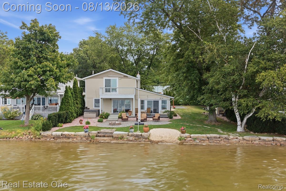 8714 Rushside Drive Property Photo 1