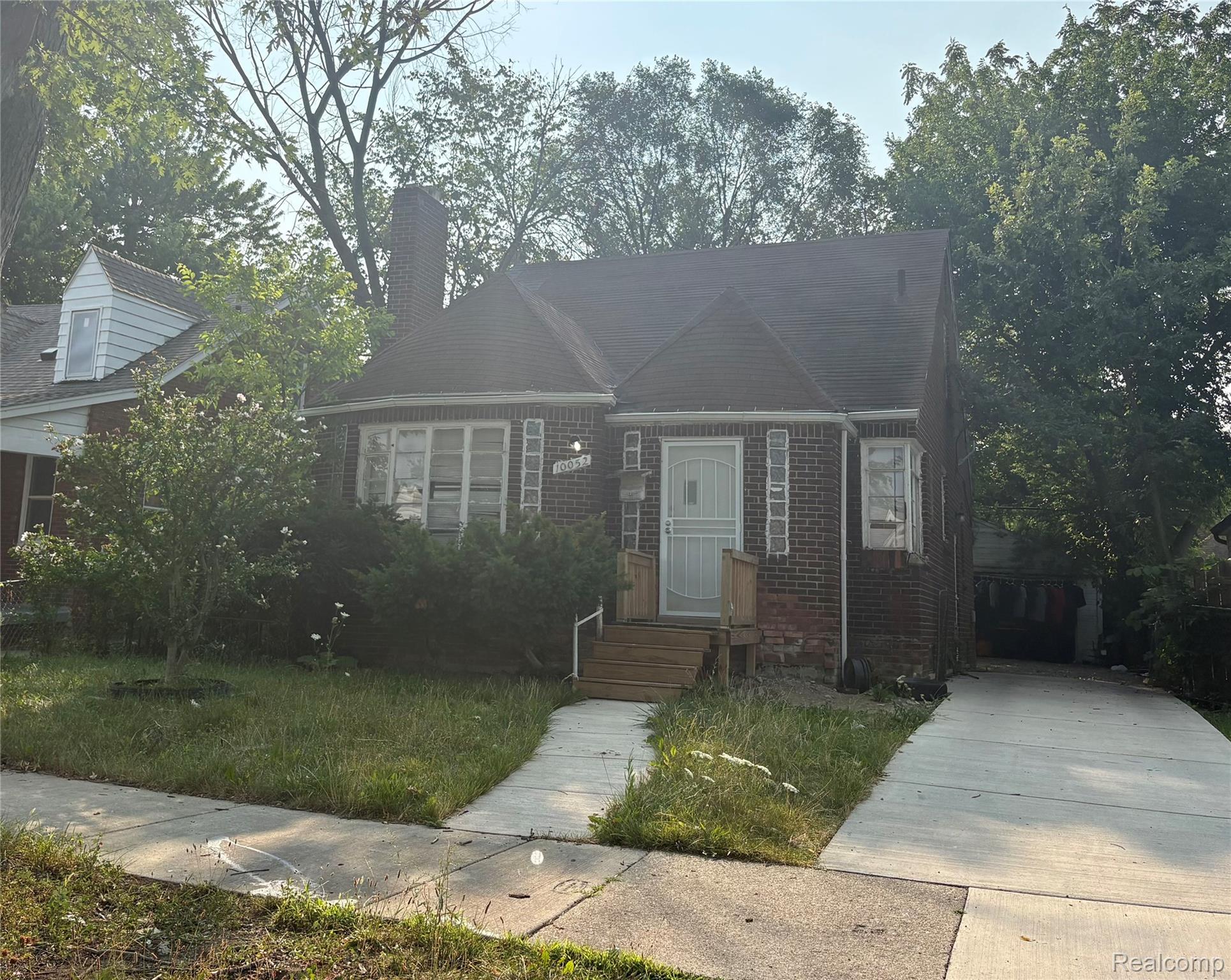 10052 Greensboro Street Property Photo 1