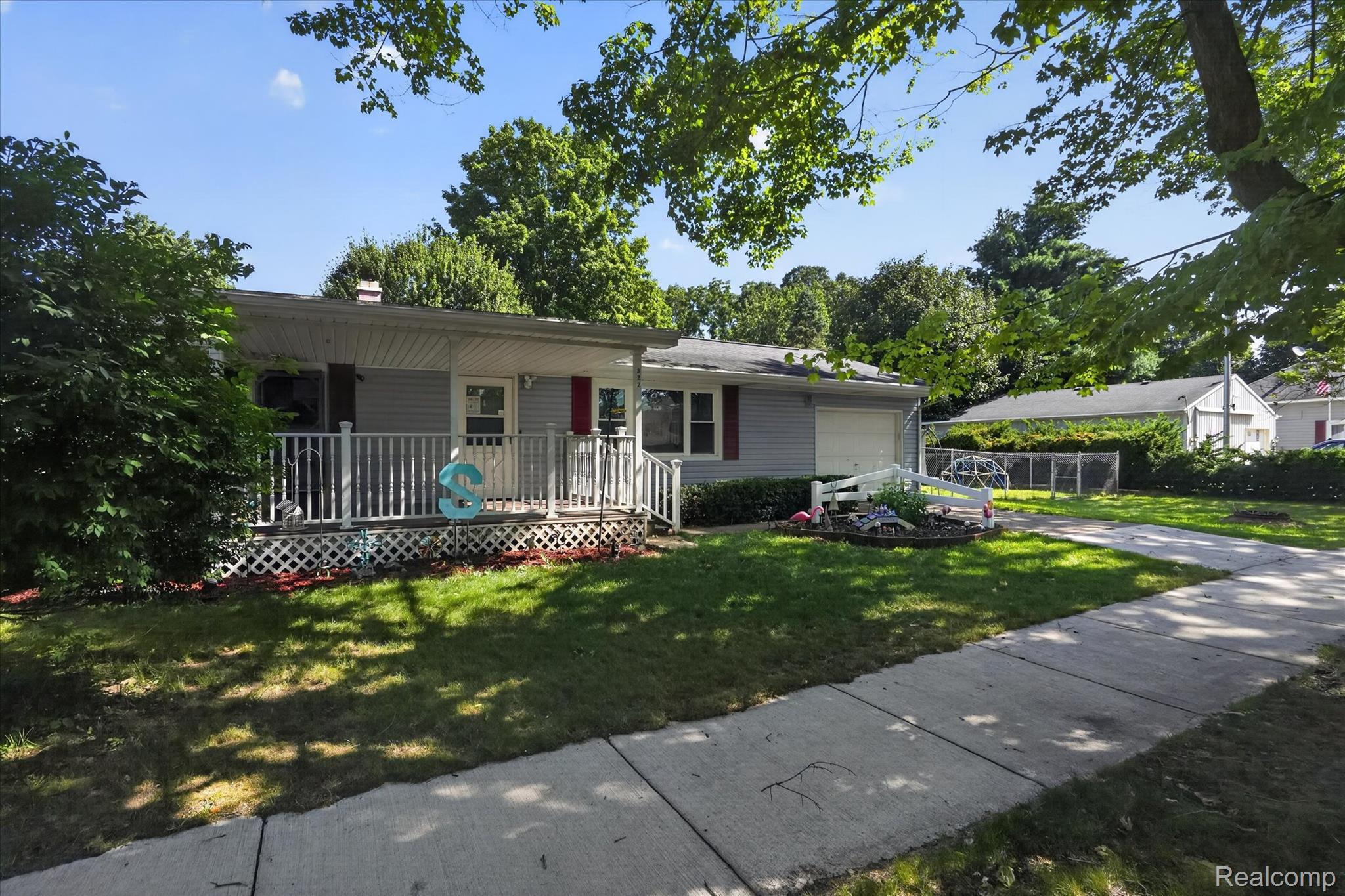 322 W Shaw Street Property Photo 1