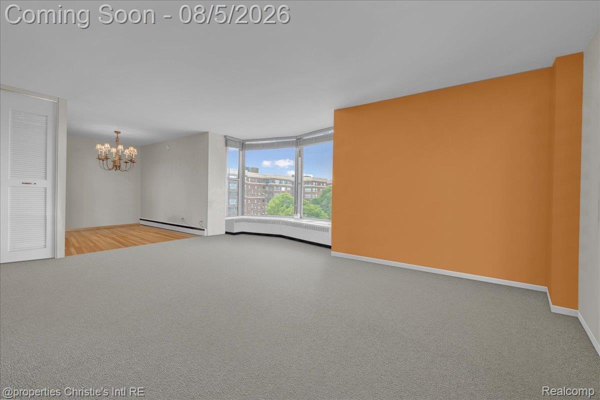 8200 E Jefferson Avenue Property Photo 14