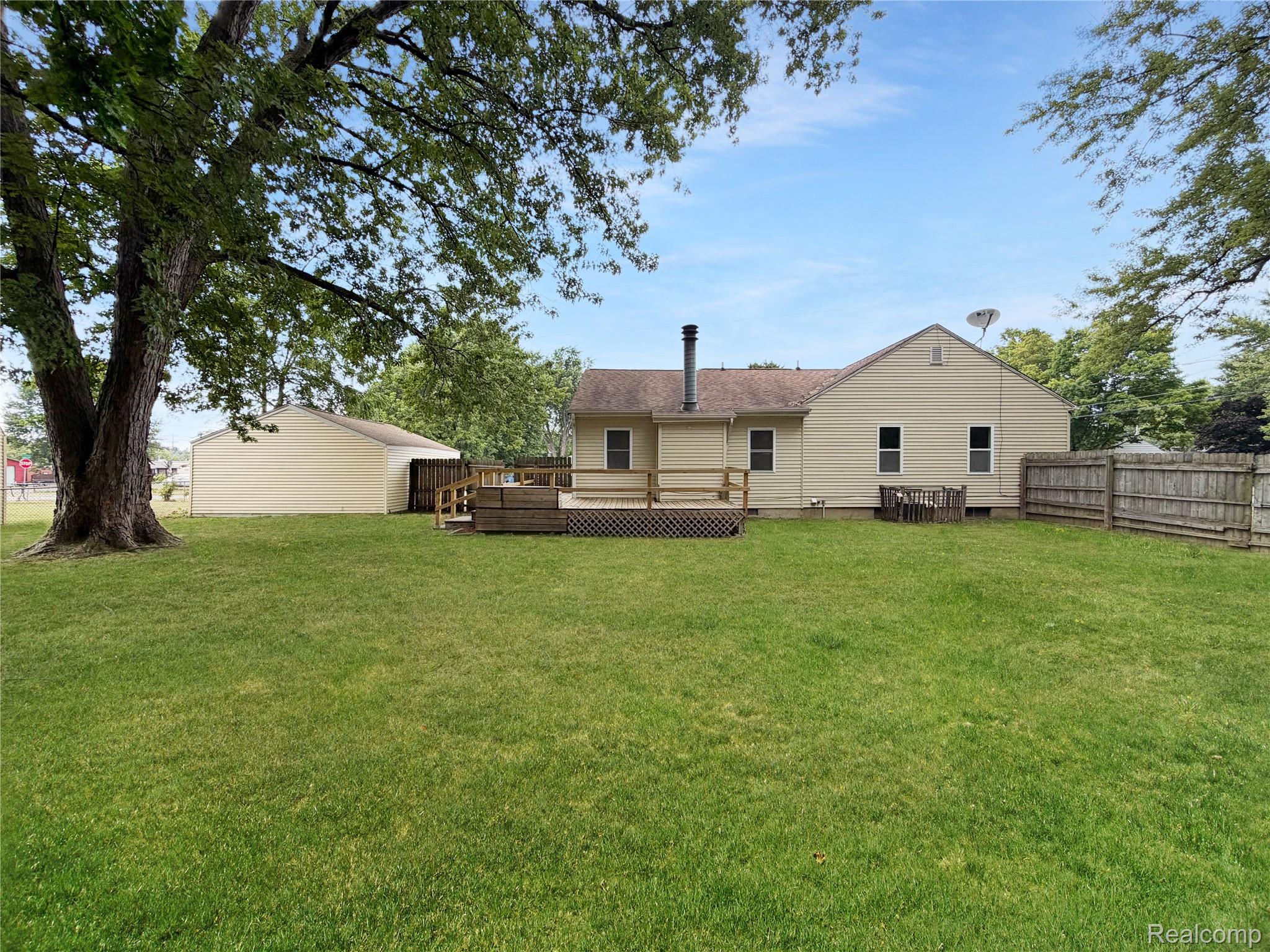 1380 Audrey Street Property Photo 3