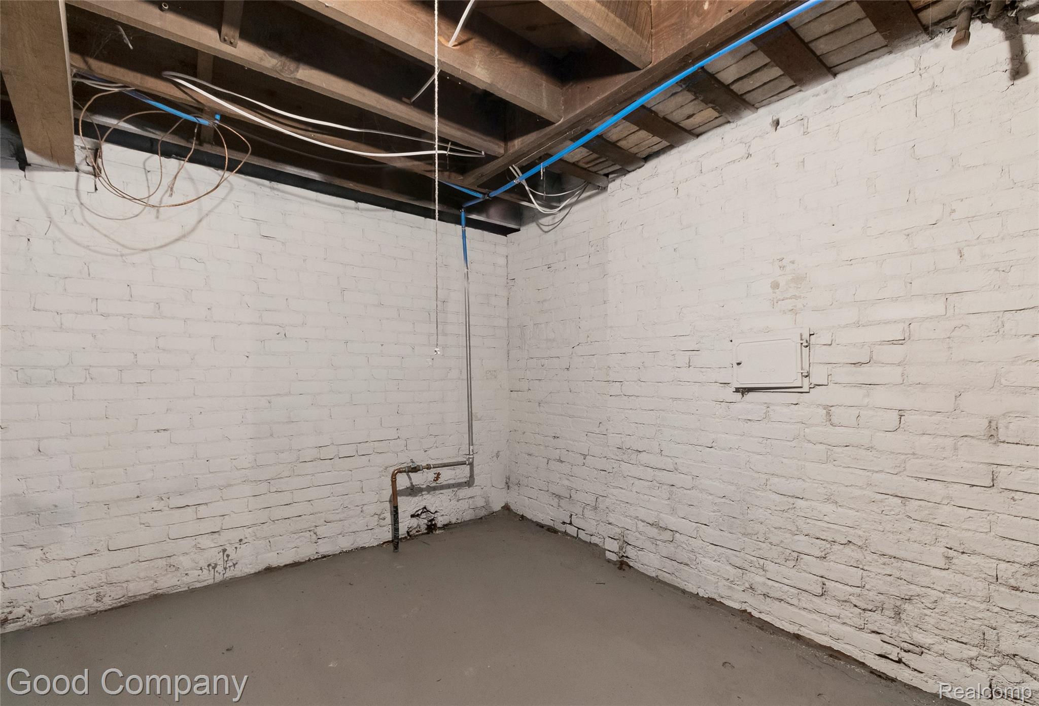 4003 Pingree Street Property Photo 47
