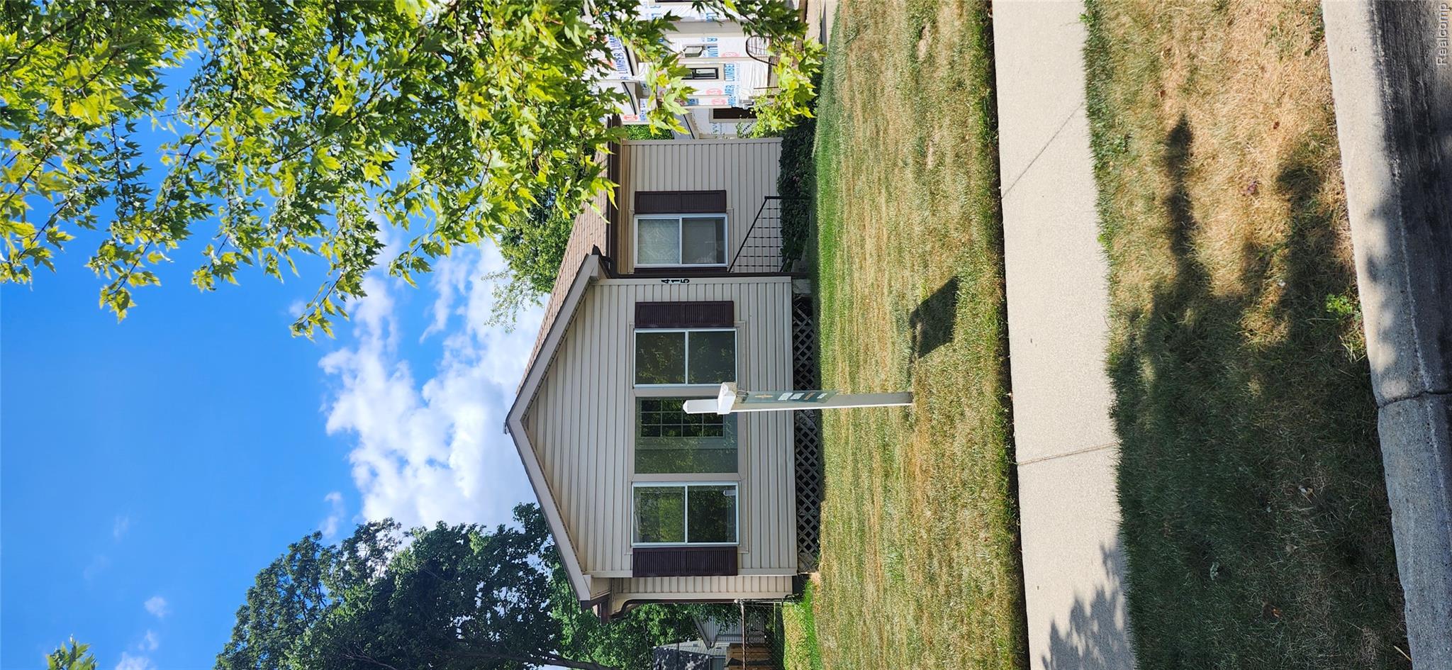 415 N Gainsborough Avenue Property Photo 1
