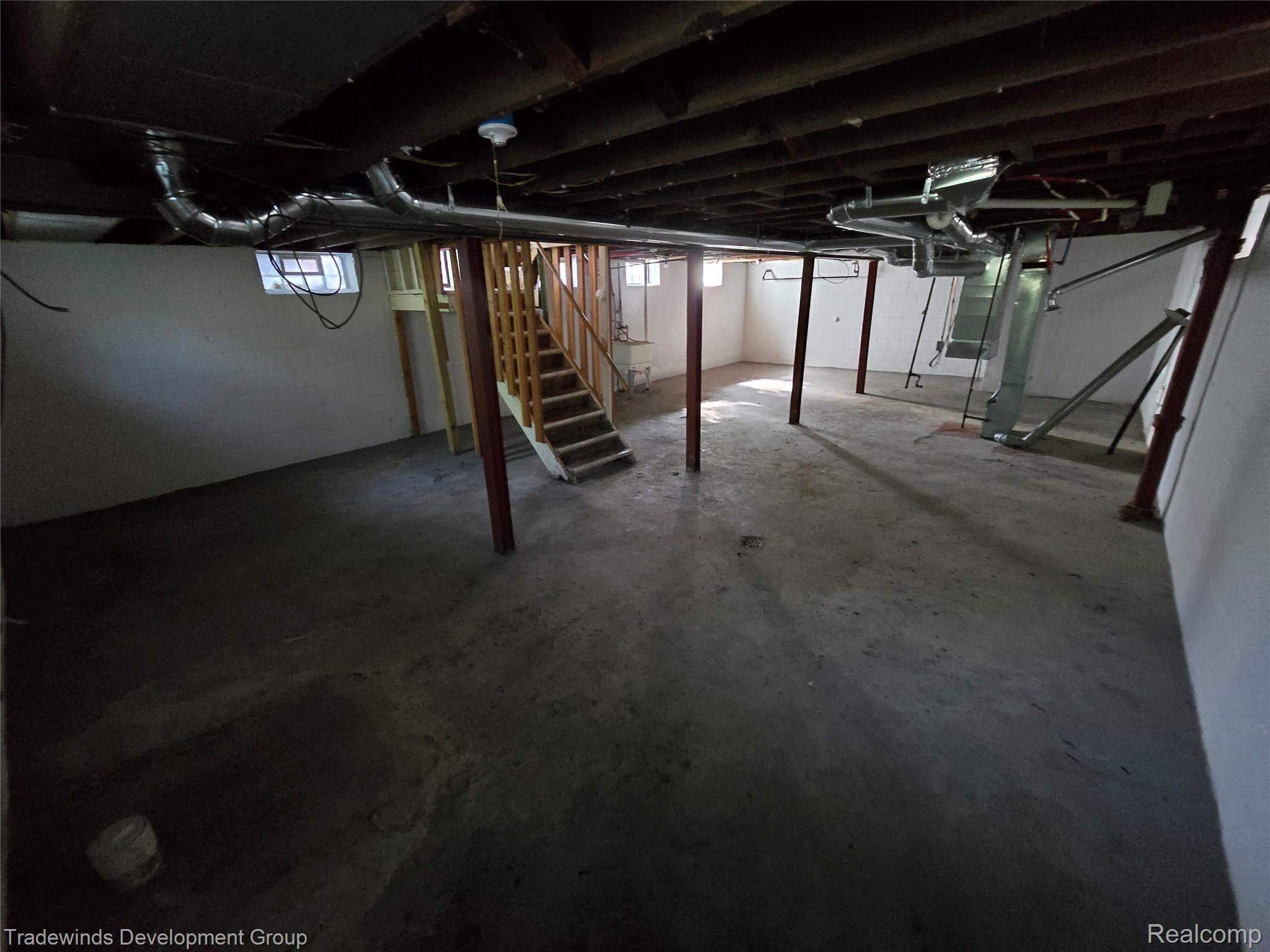 10742 Balfour Road Property Photo 16