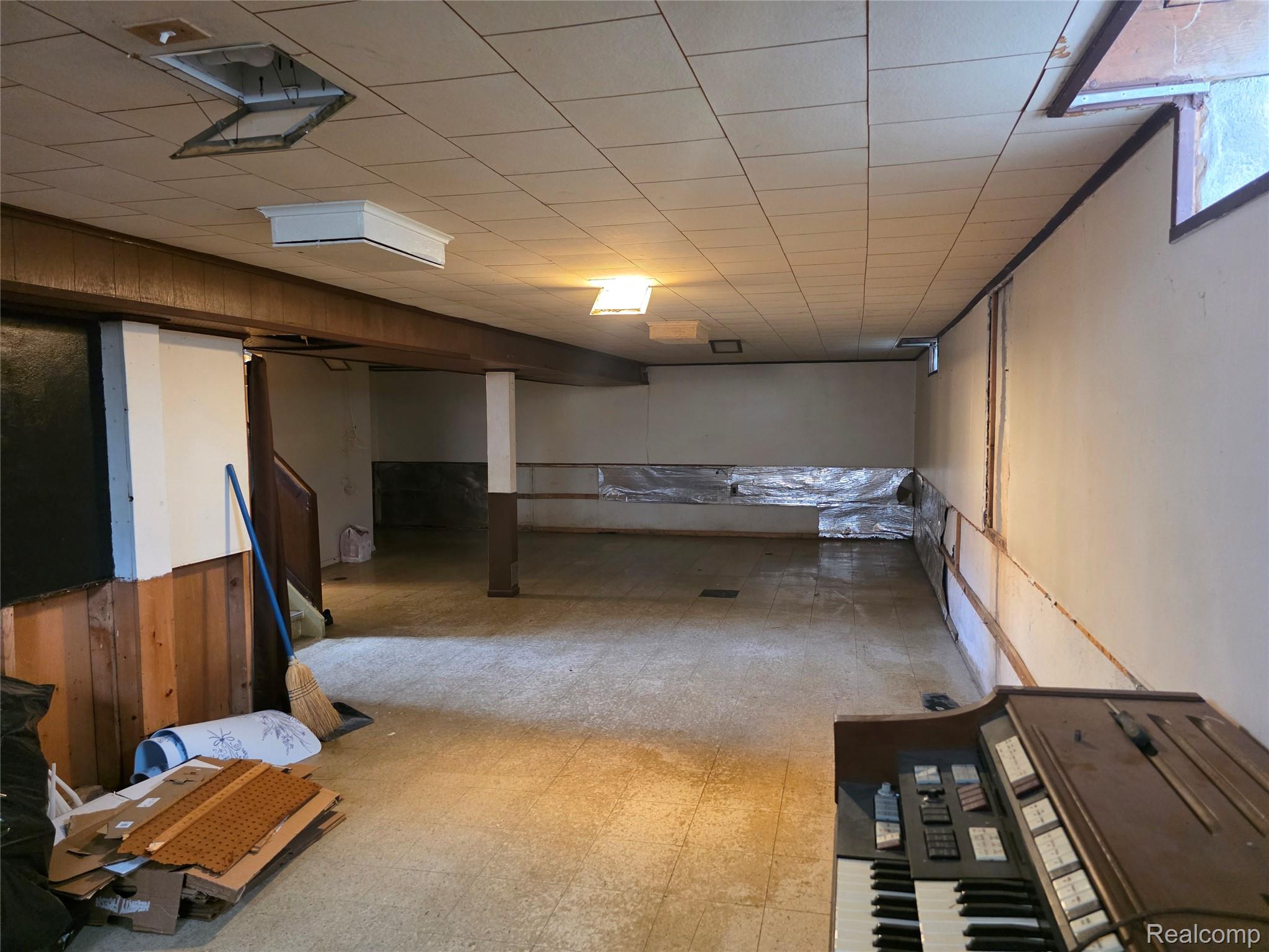 8841 Wormer Property Photo 14