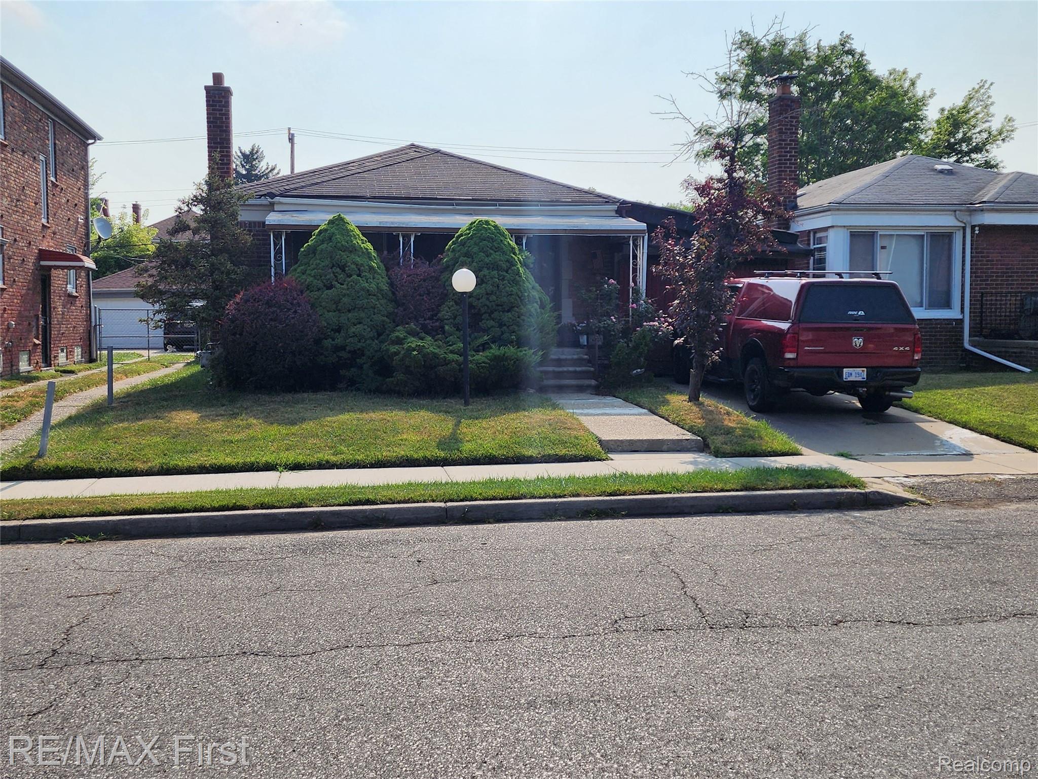 16190 Fairfield Street Property Photo 1