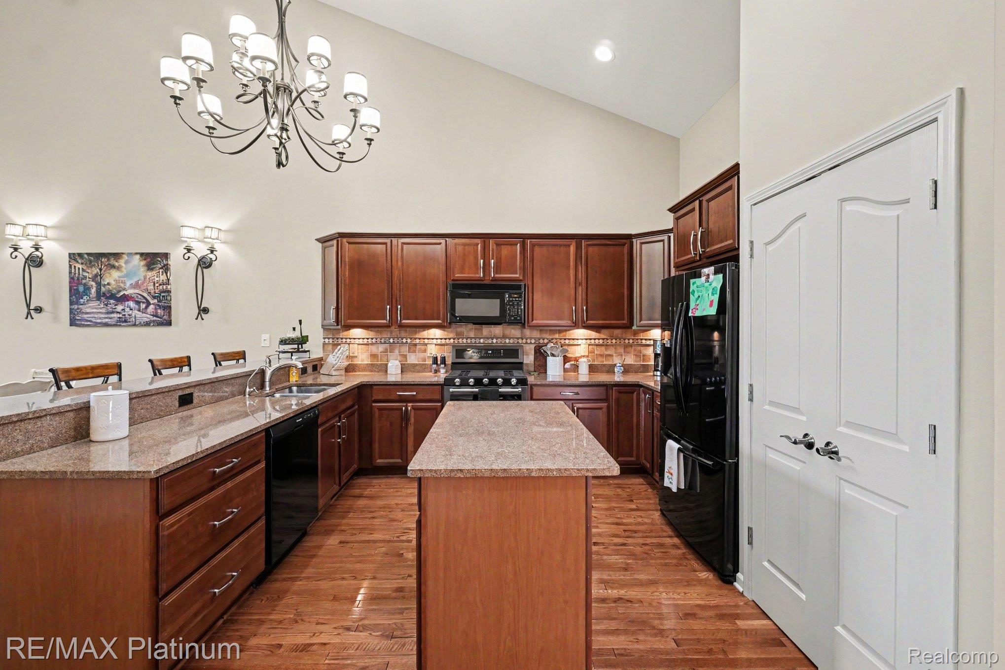 609 Telya Ridge Property Photo 4