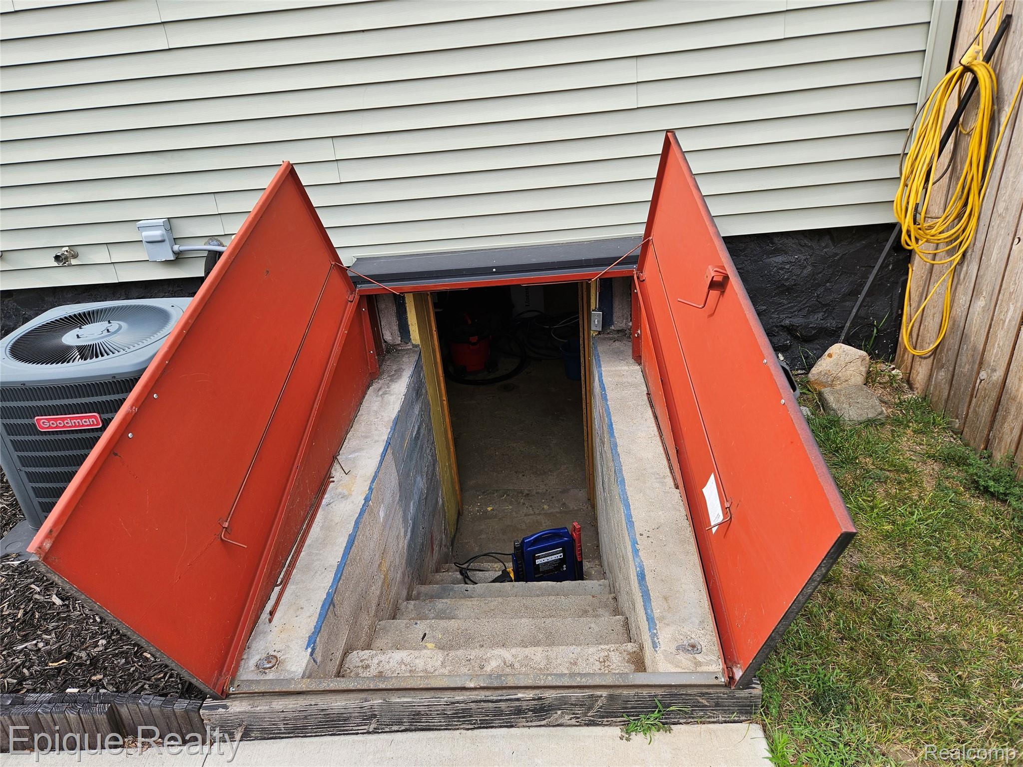 616 Crawford Street Property Photo 28