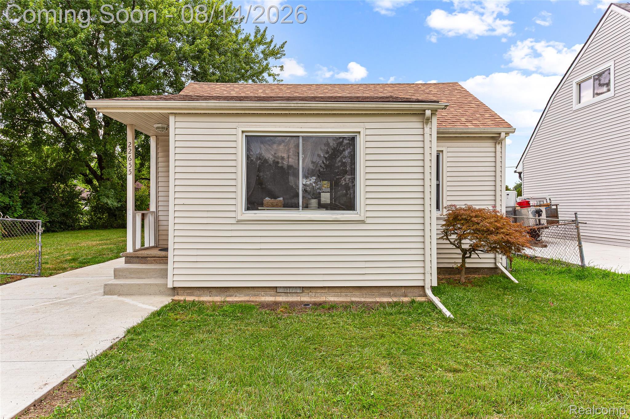 22655 Purdue Avenue Property Photo 1