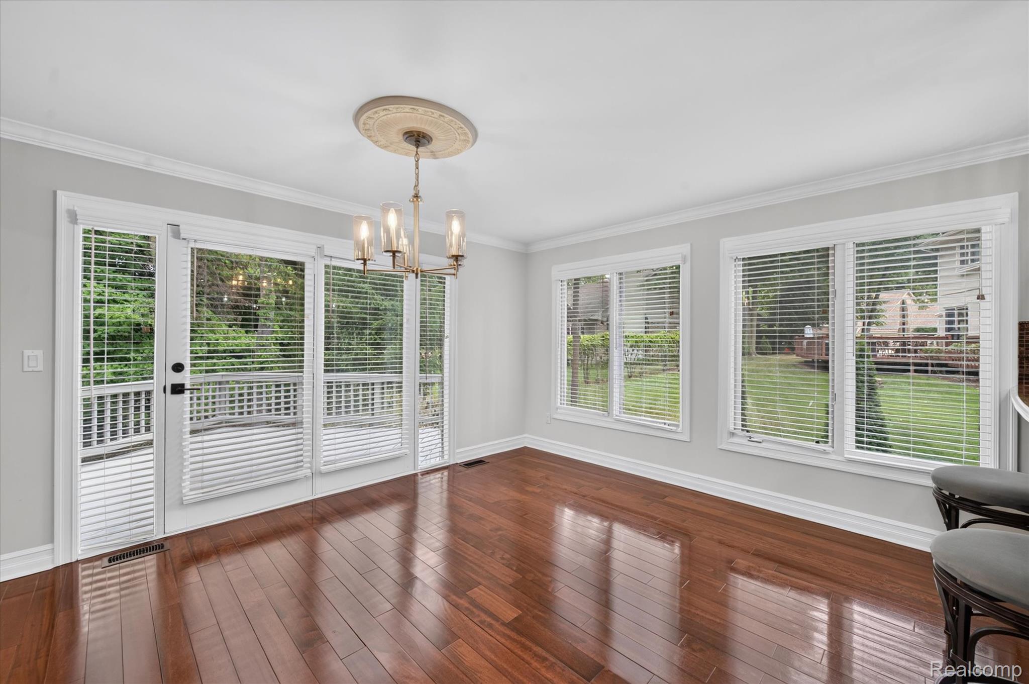 38808 Lancaster Drive Property Photo 14