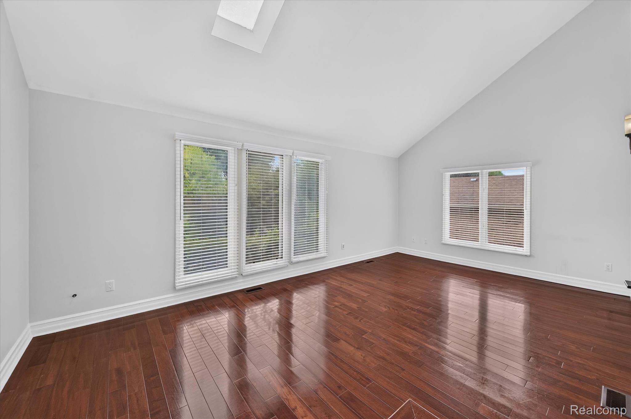 38808 Lancaster Drive Property Photo 20