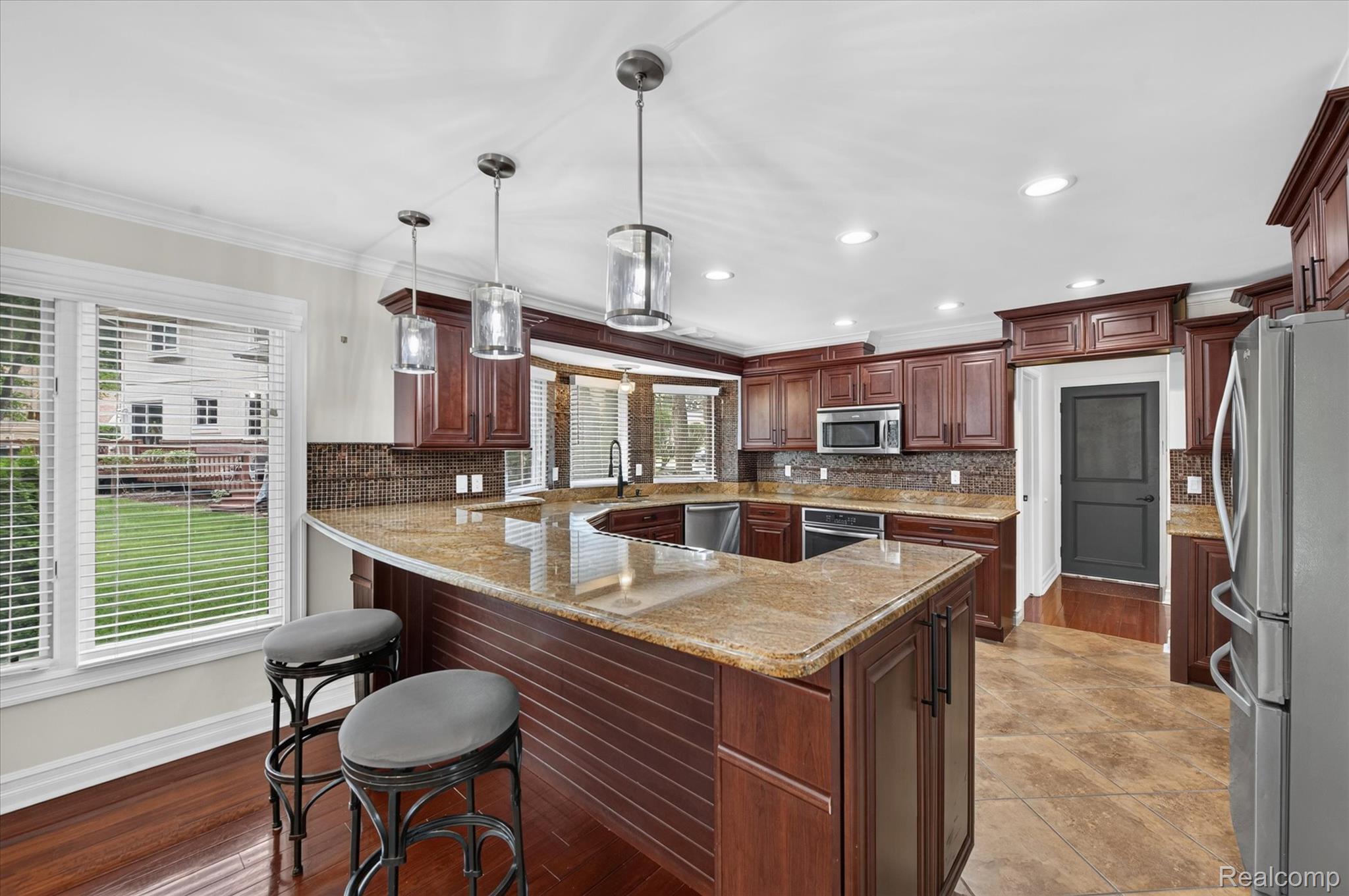 38808 Lancaster Drive Property Photo 21