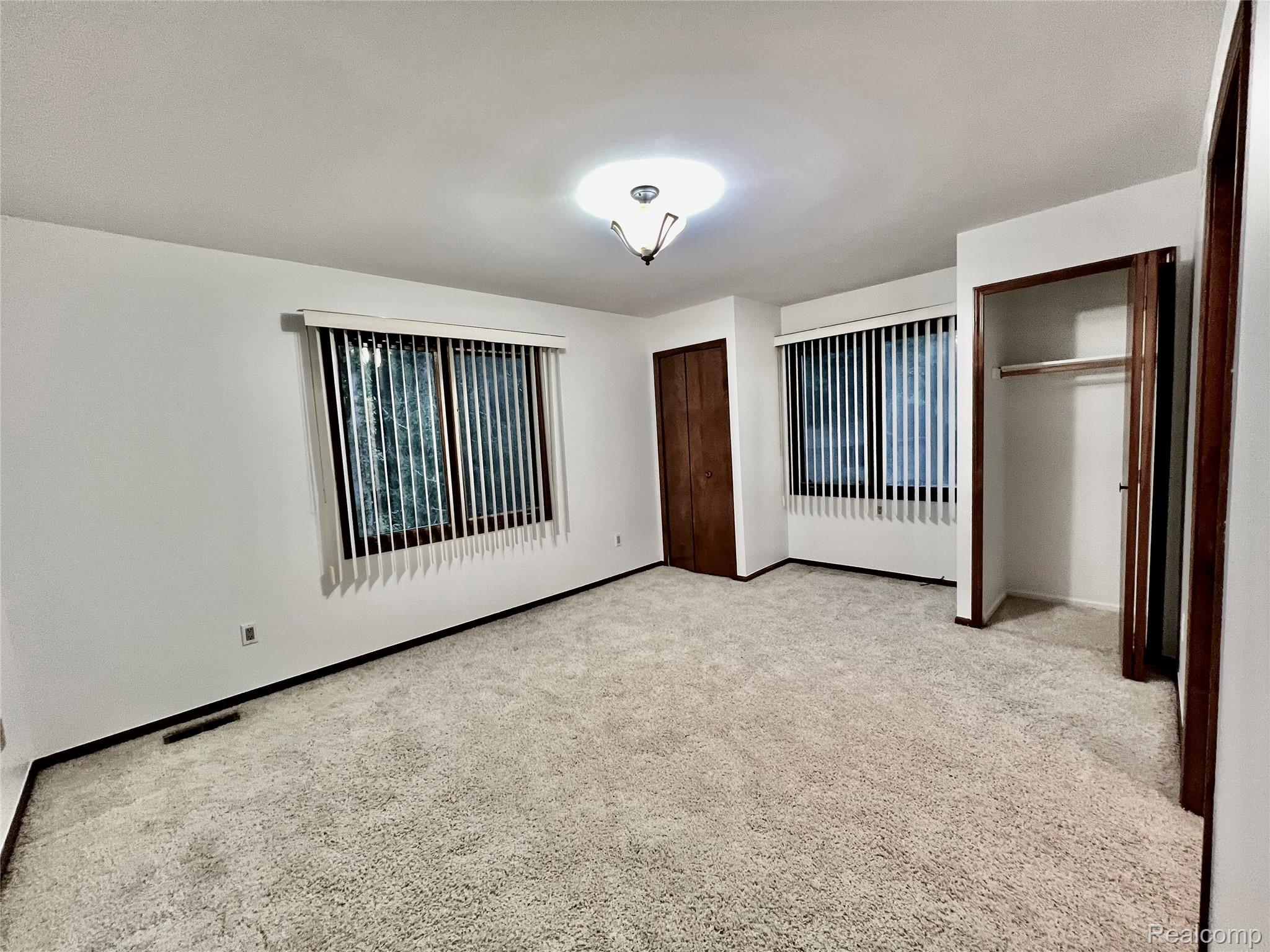 38808 Lancaster Drive Property Photo 35