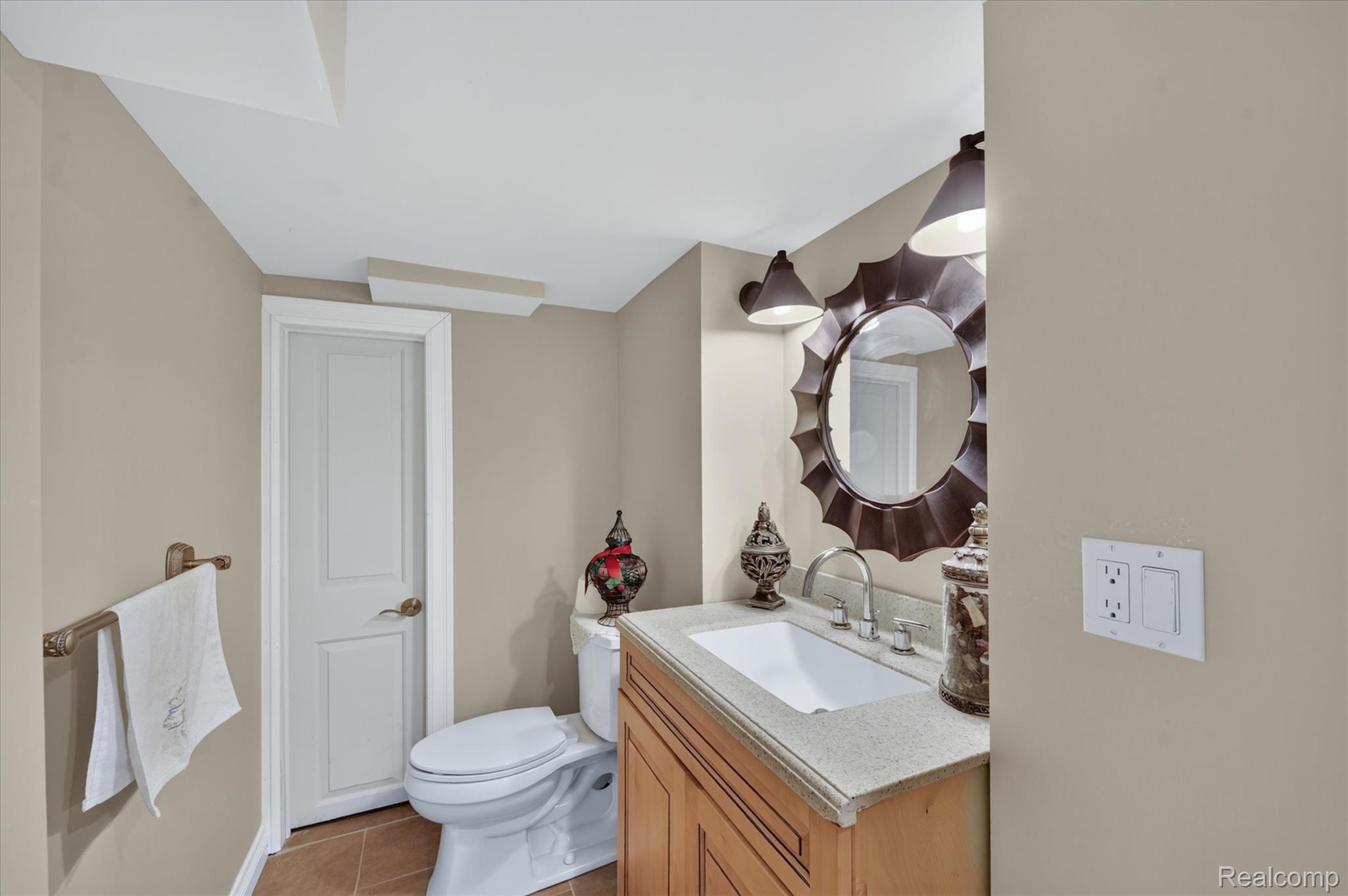 38808 Lancaster Drive Property Photo 46