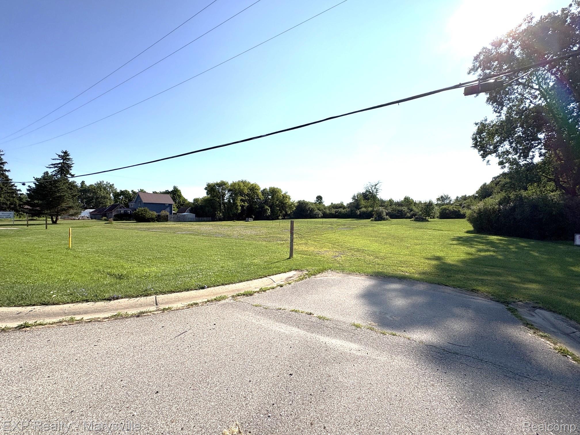 8422 Brockway Road Property Photo 2