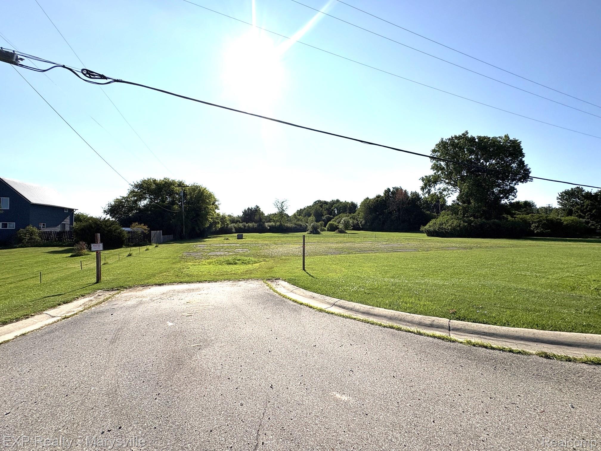 8422 Brockway Road Property Photo 4