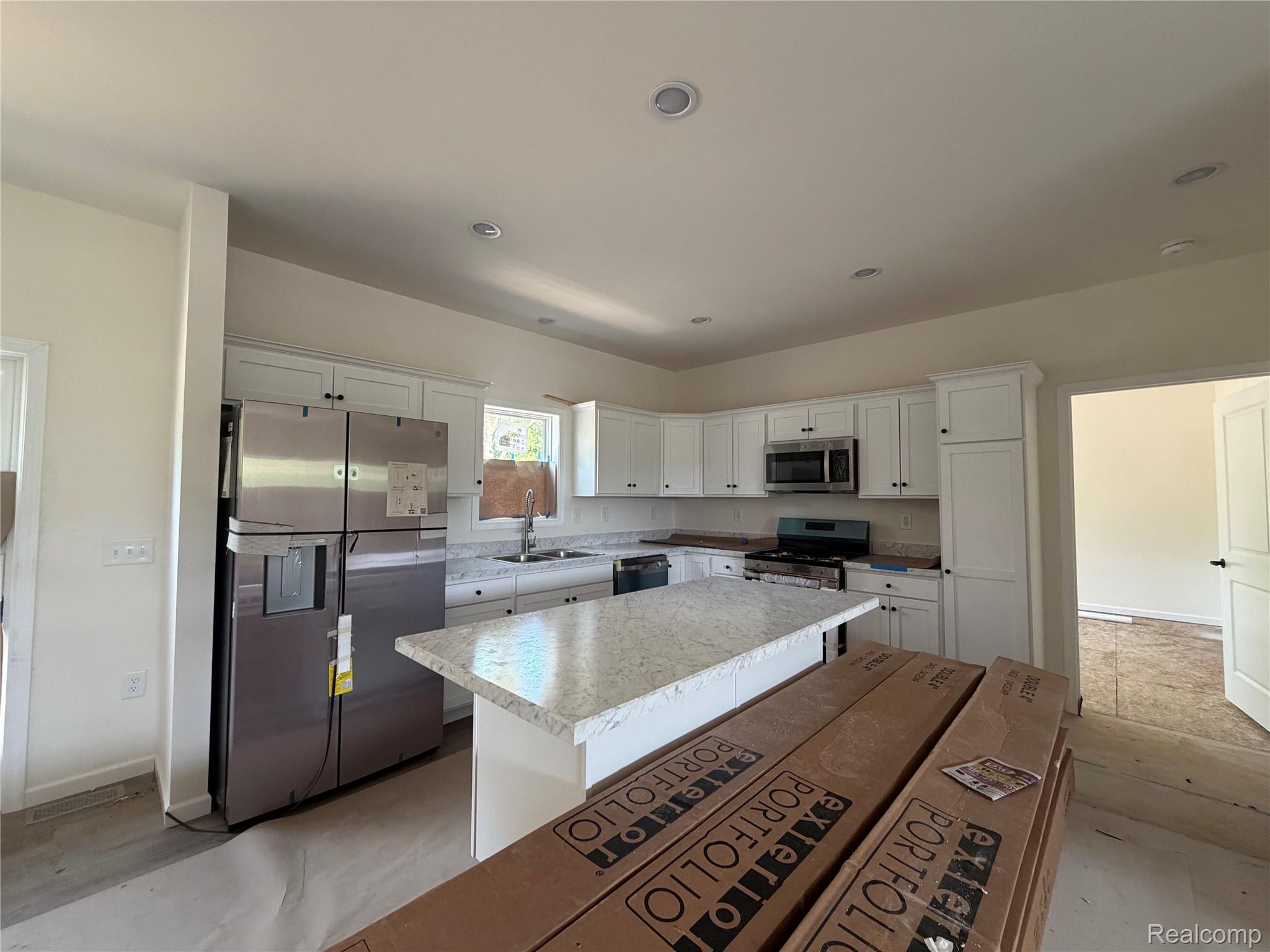 31450 Beverly Road Property Photo 4