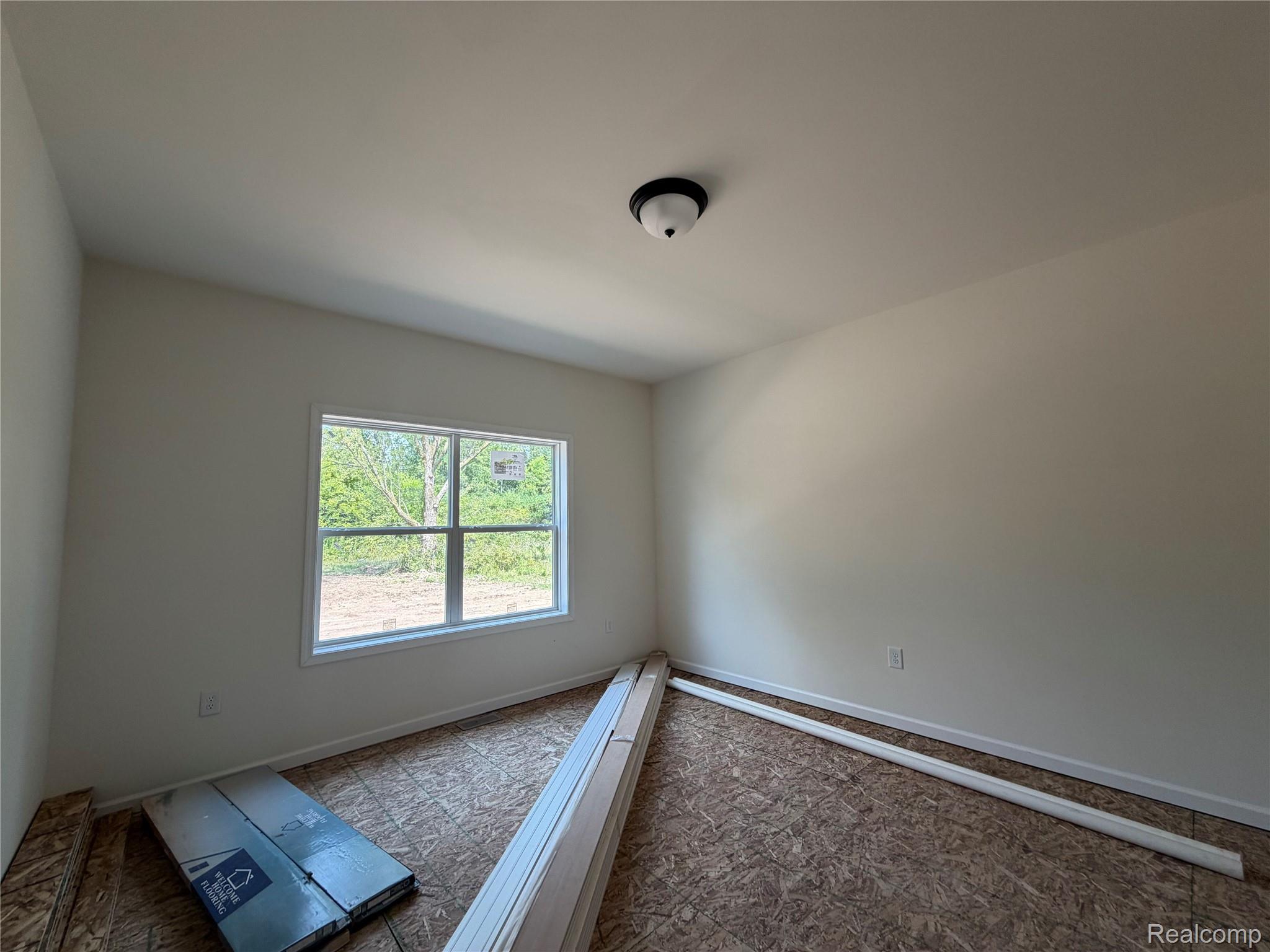 31450 Beverly Road Property Photo 5
