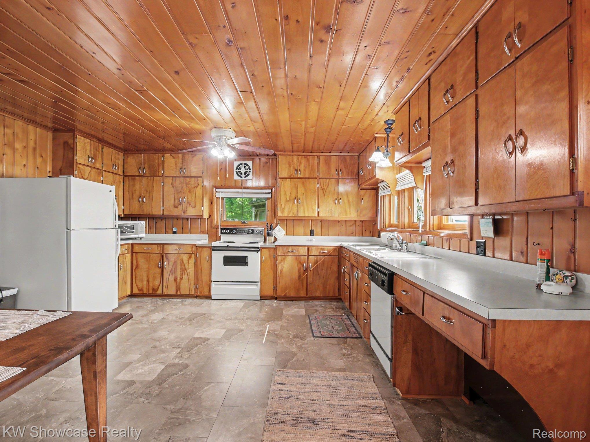 3230 W Burt Lake Road Property Photo 21