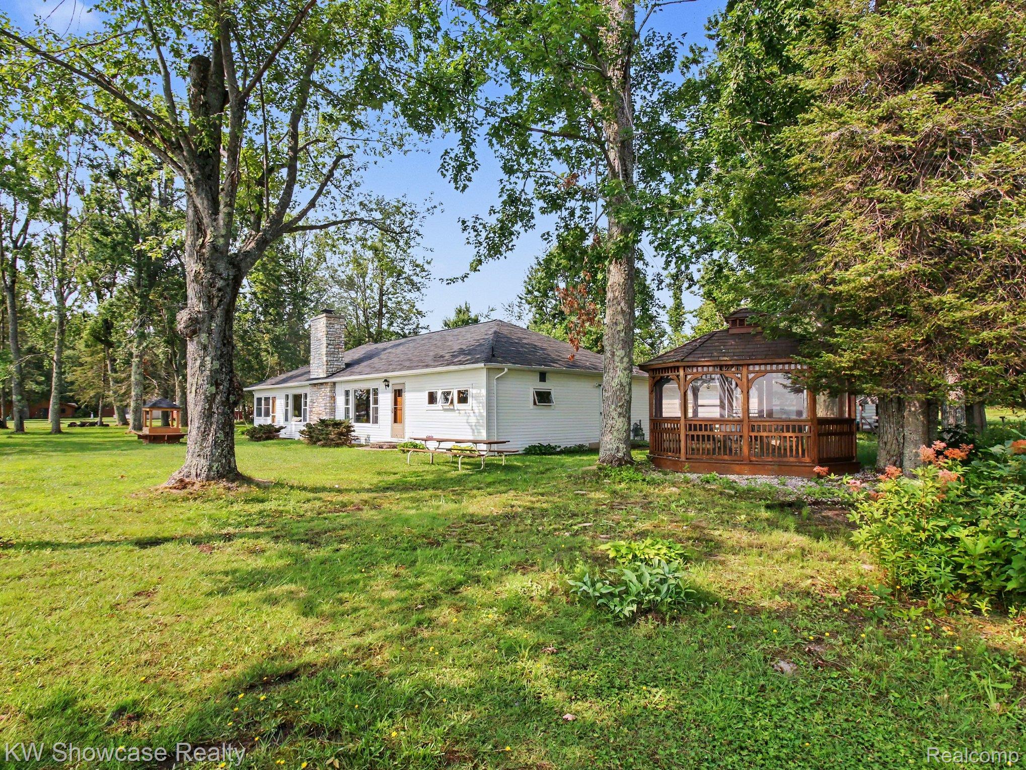 3230 W Burt Lake Road Property Photo 40