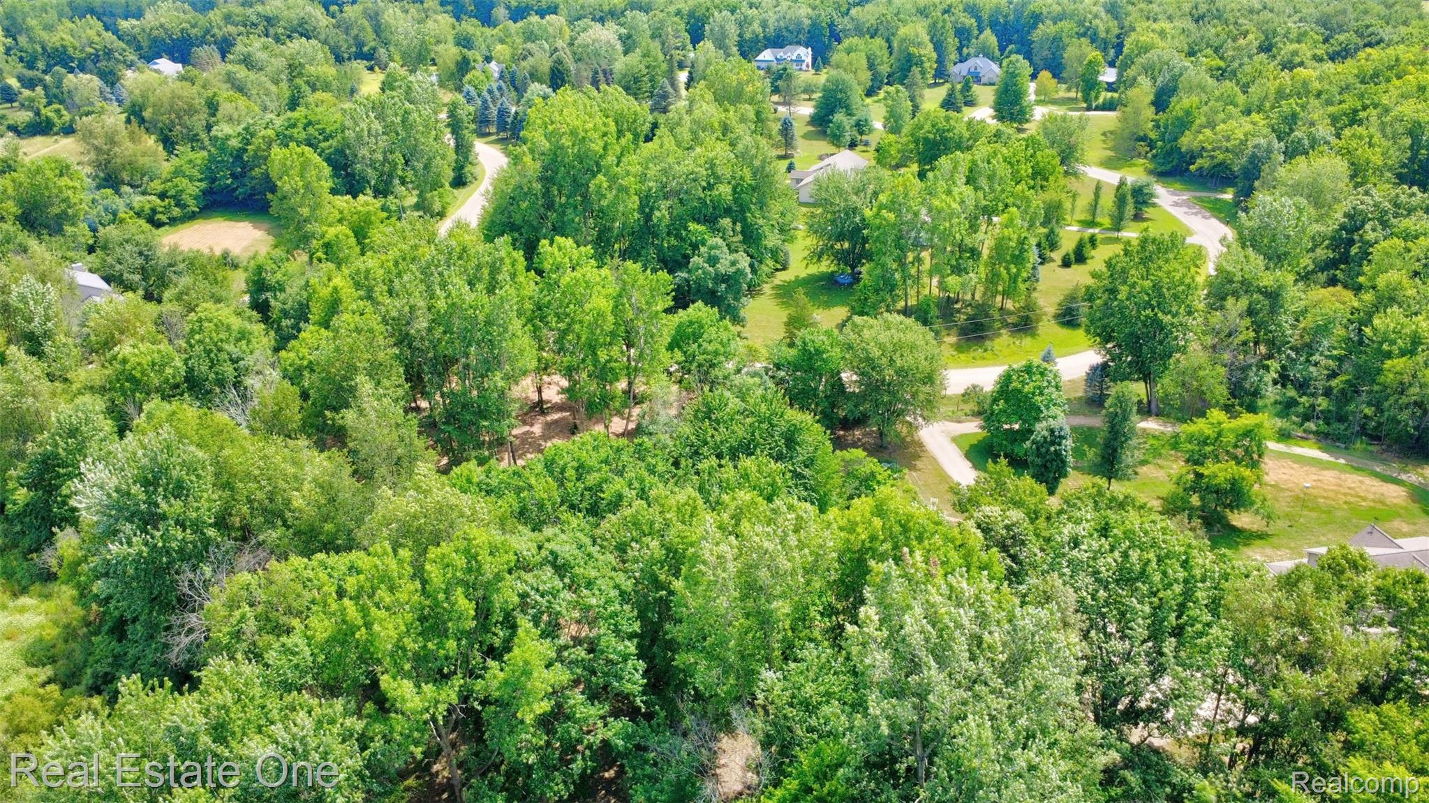00 Bridges Cove Property Photo 12