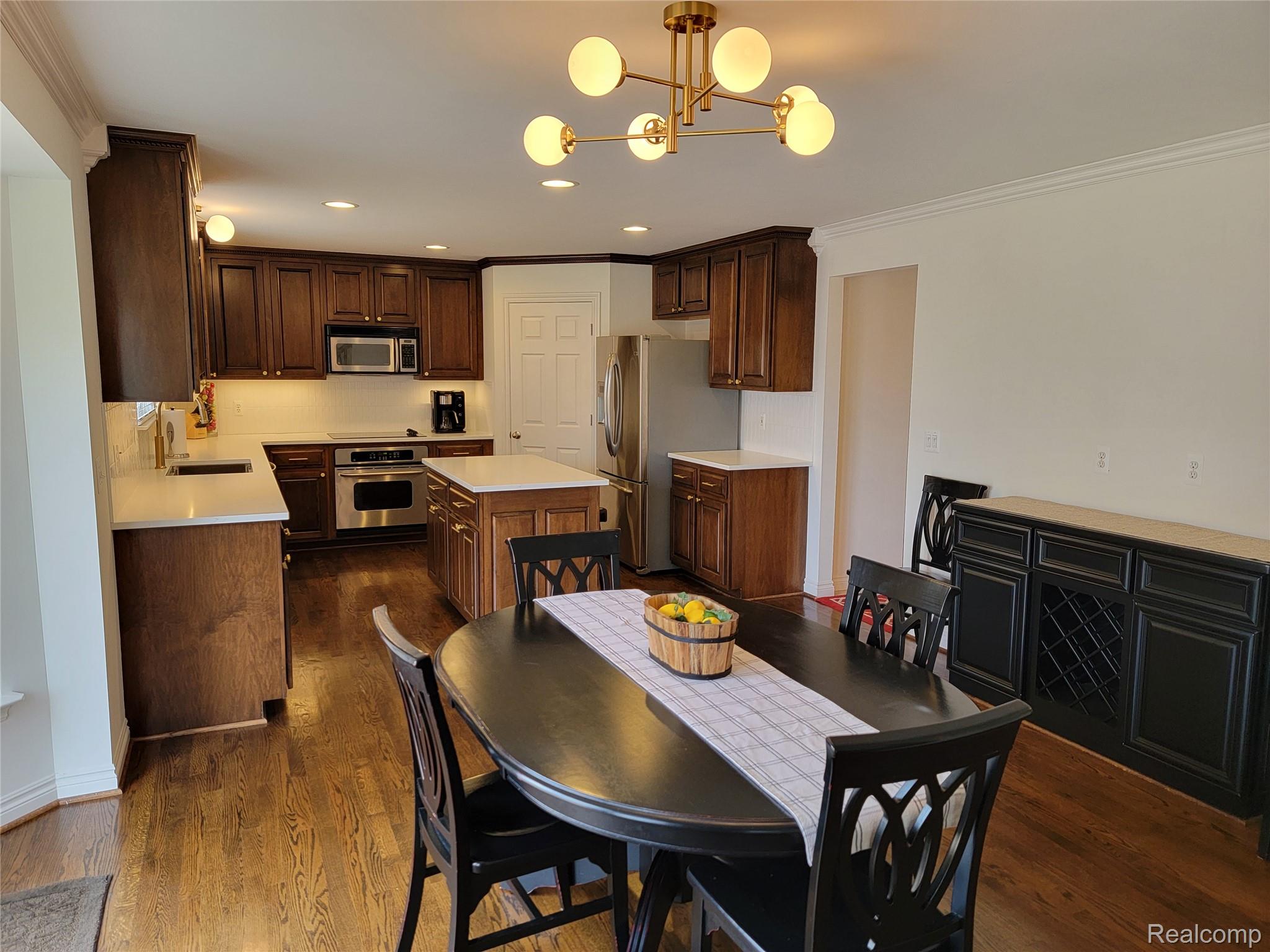 55958 Ashbrooke Drive Property Photo 12