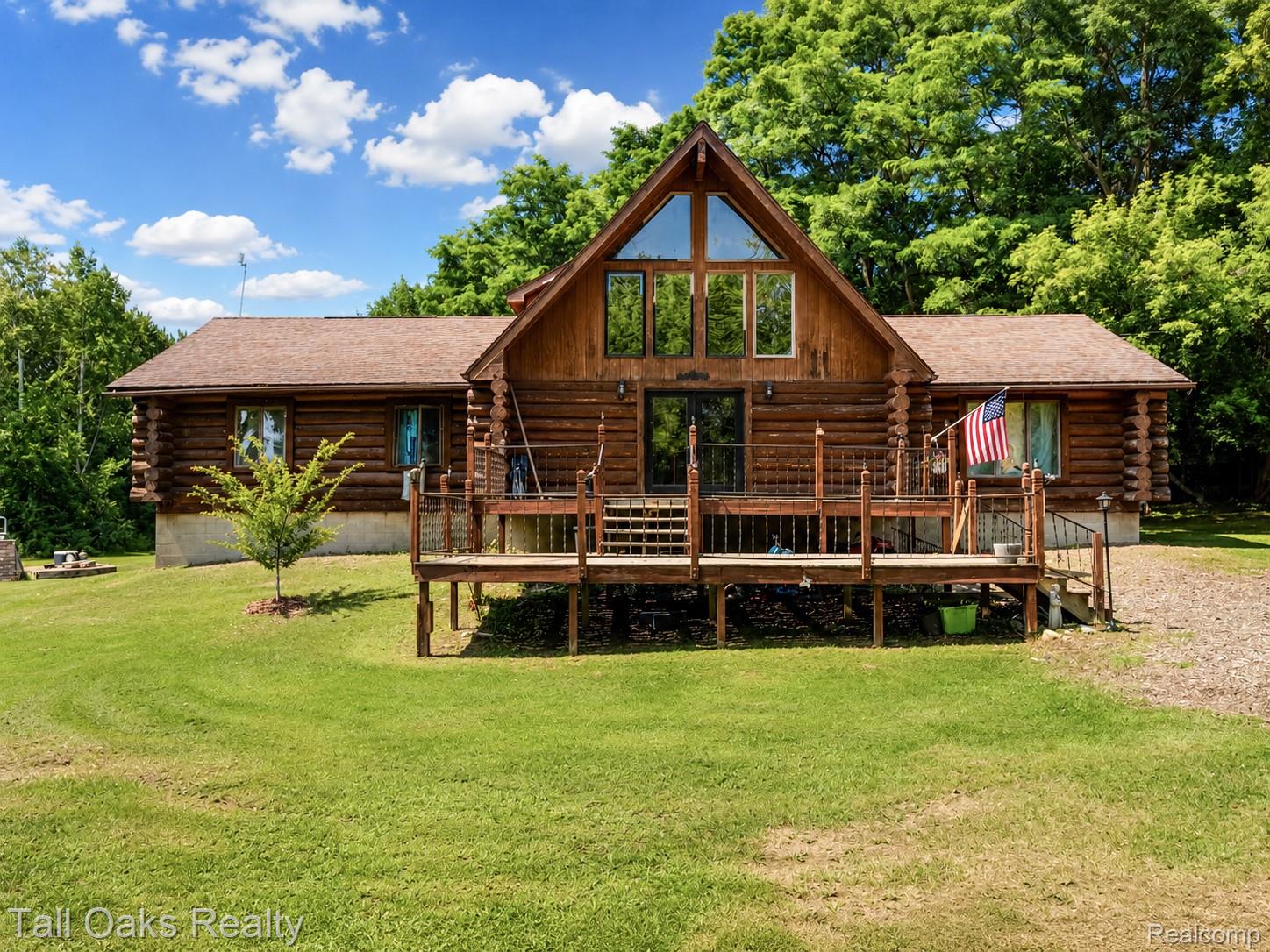 10363 N Bray Road Property Photo 1
