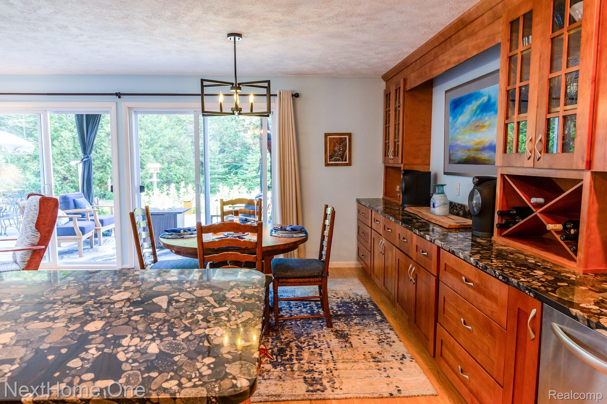 28095 Driftwood Court Property Photo 11