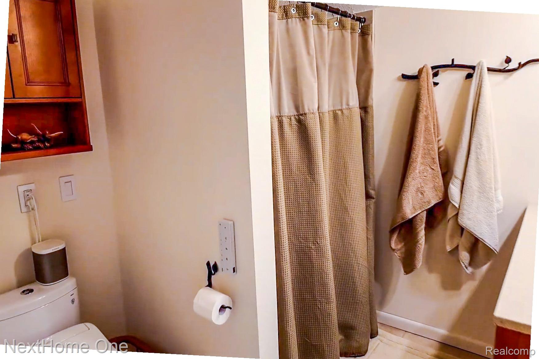 28095 Driftwood Court Property Photo 27