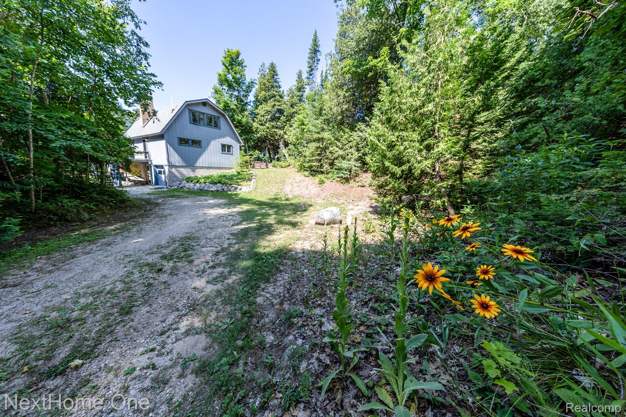 28095 Driftwood Court Property Photo 32