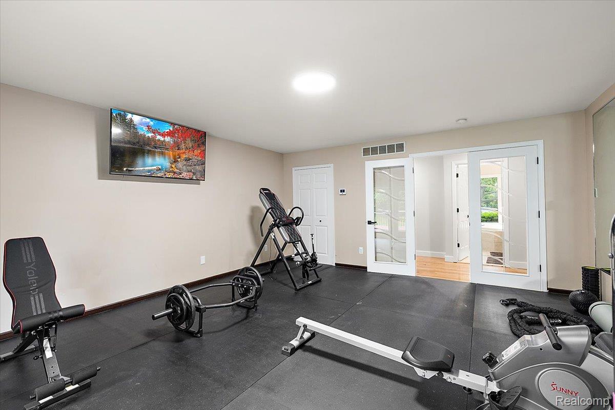 4700 Botany Glen Property Photo 28