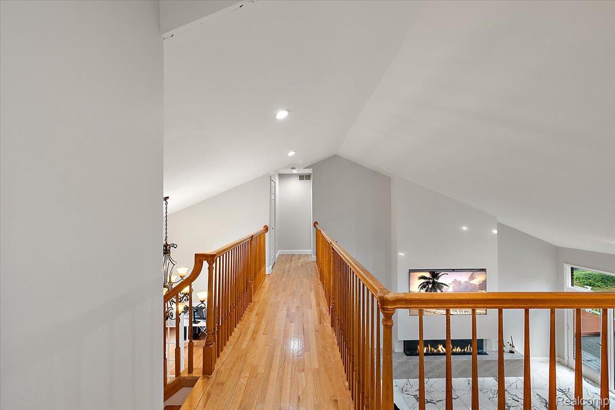 4700 Botany Glen Property Photo 30