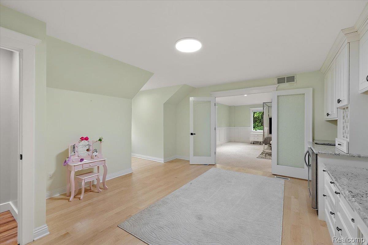 4700 Botany Glen Property Photo 33
